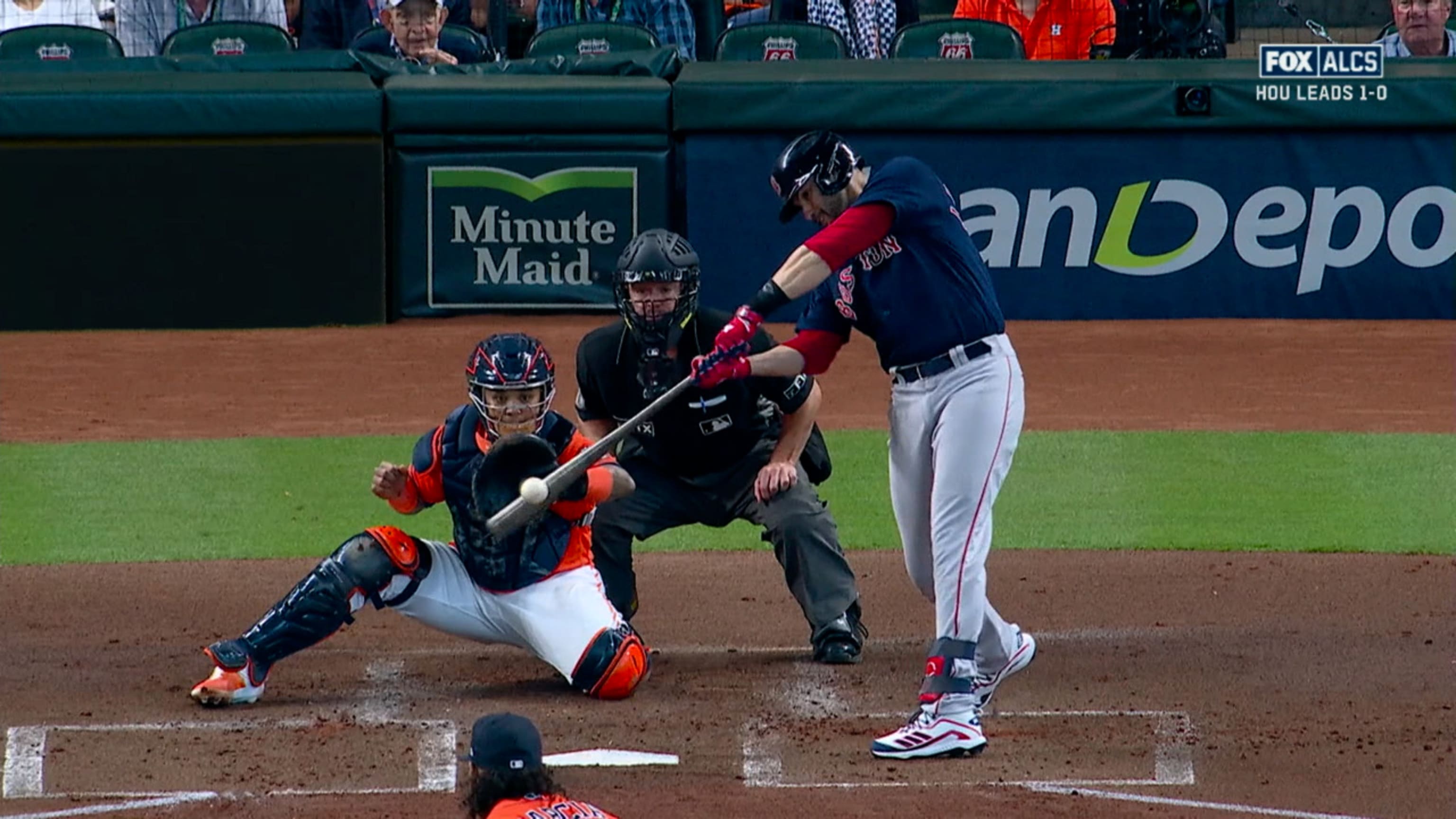 J.D. Martínez pega grand slam