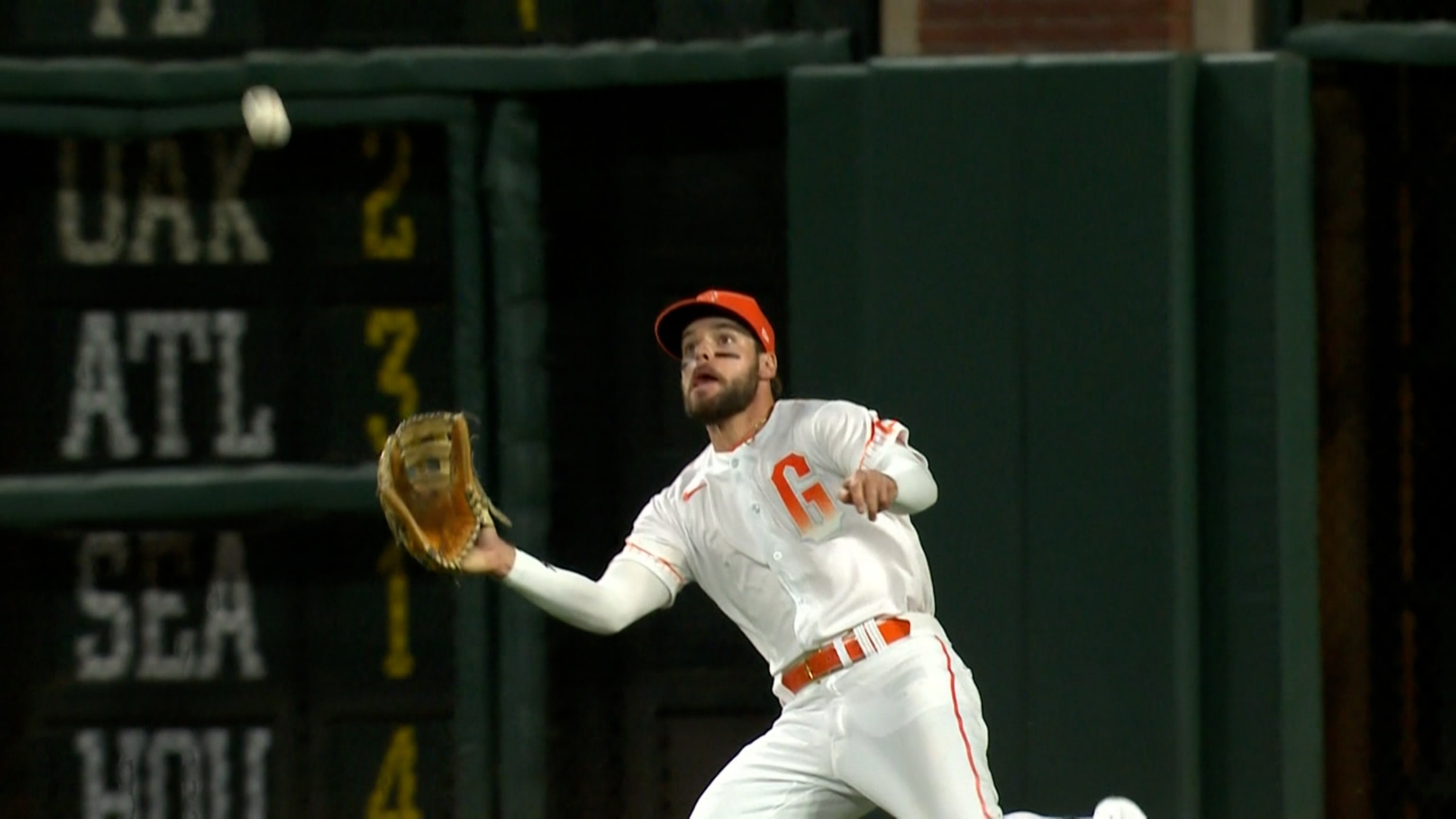 SF Giants: Brandon Crawford injured, exits game vs. Braves early