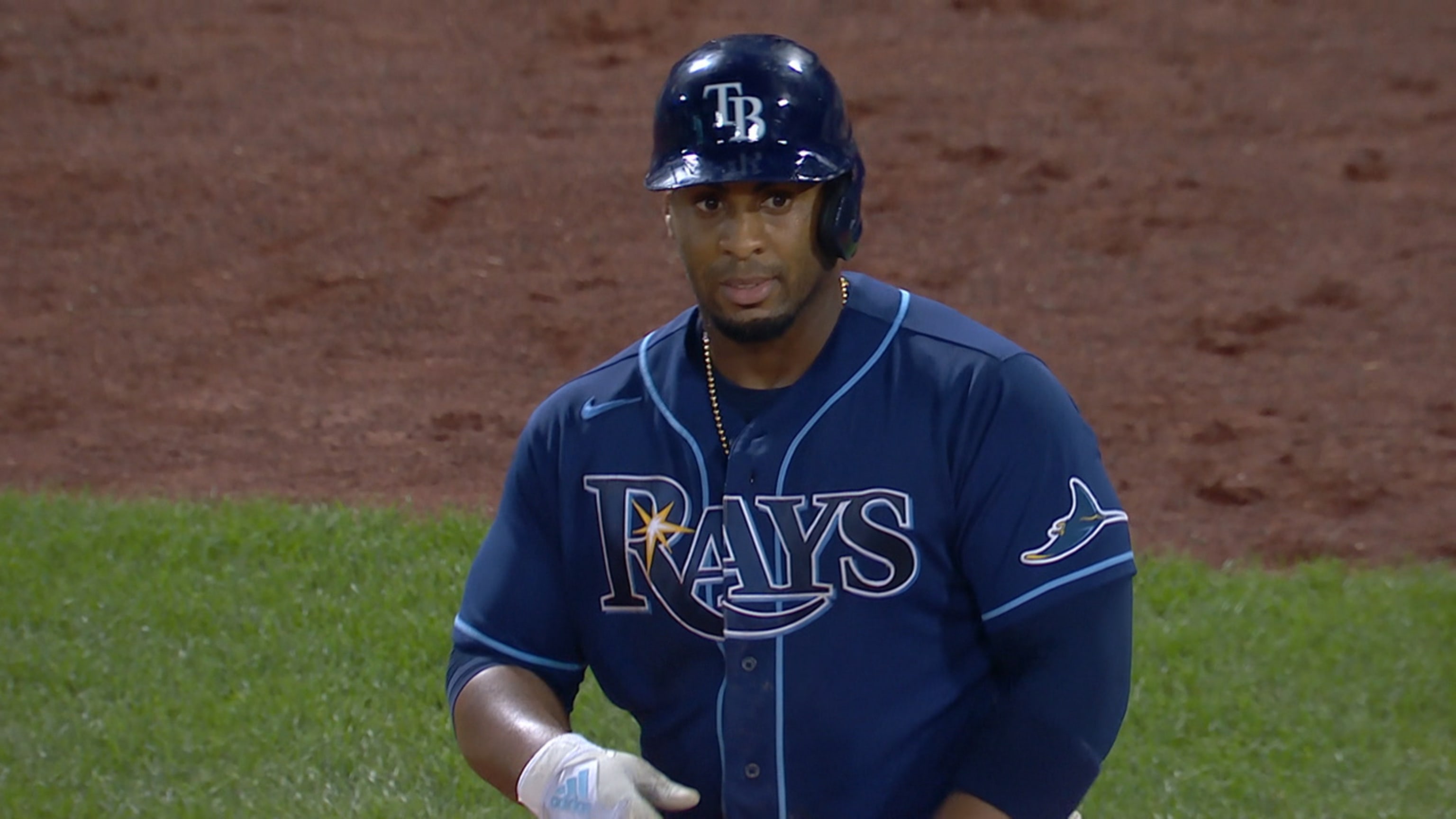 Díaz produce con sencillo