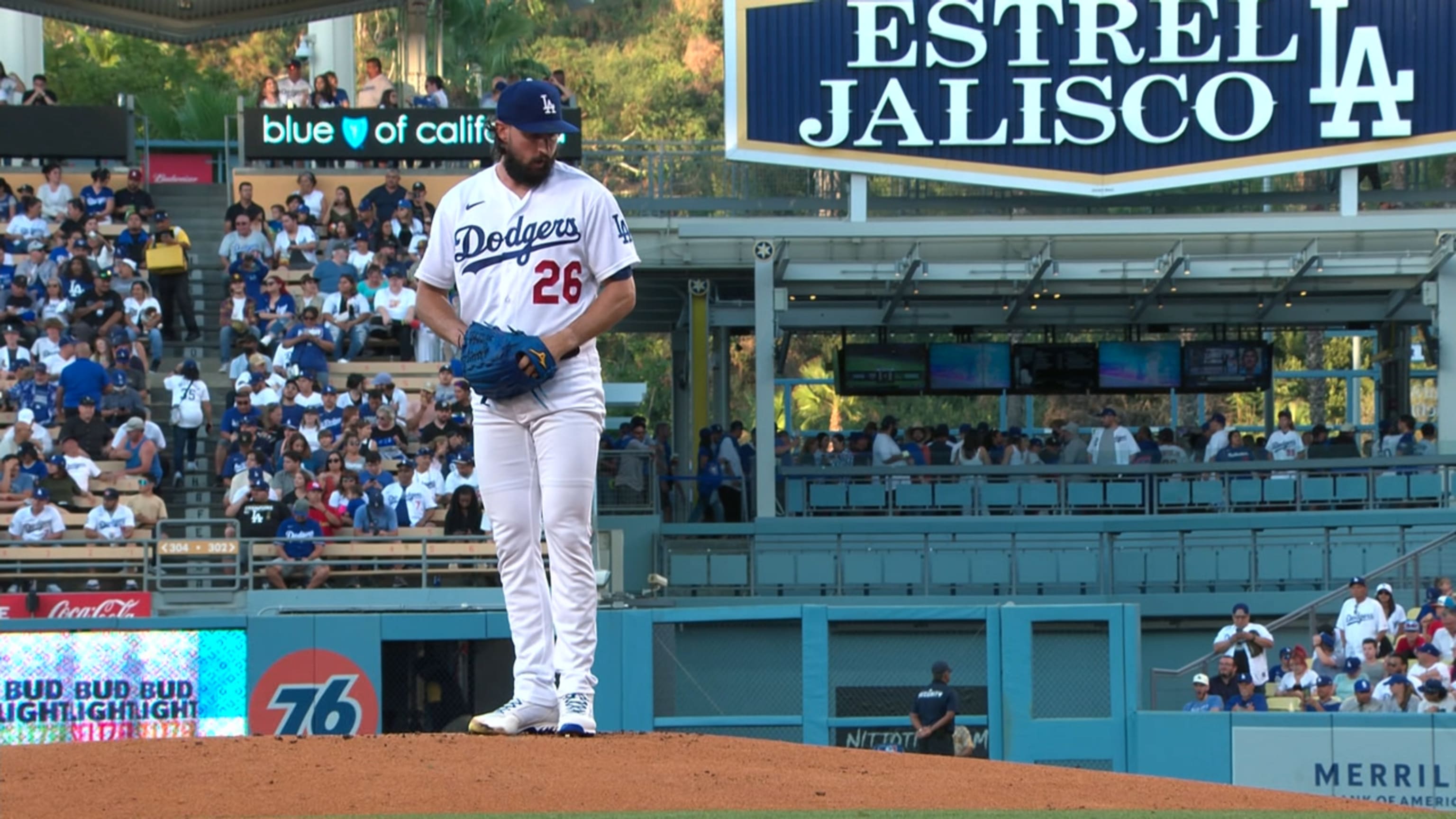 Estrella Jalisco teams up with the Dodgers for special-edition