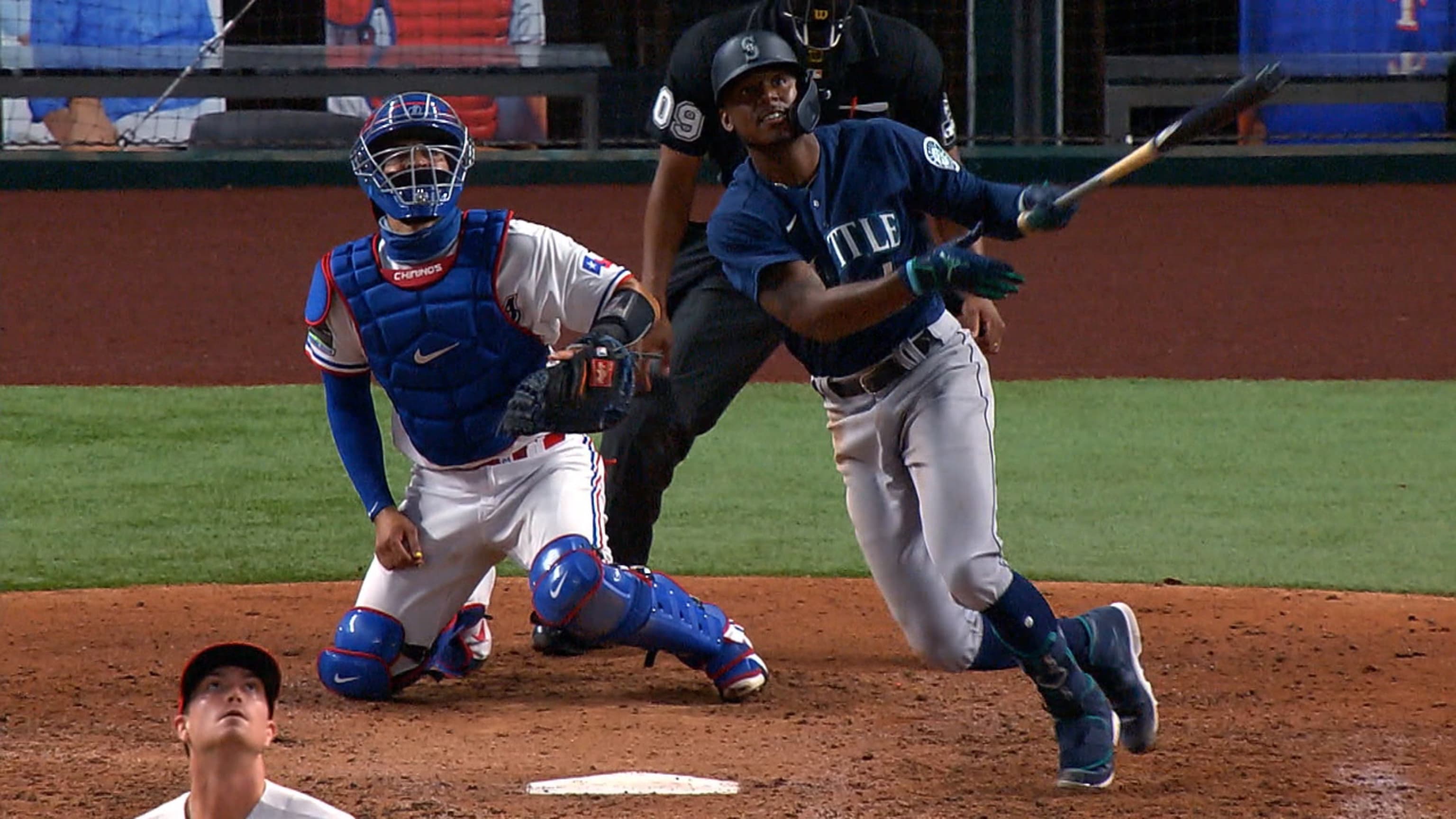 Kyle Lewis pega HR de tres carreras