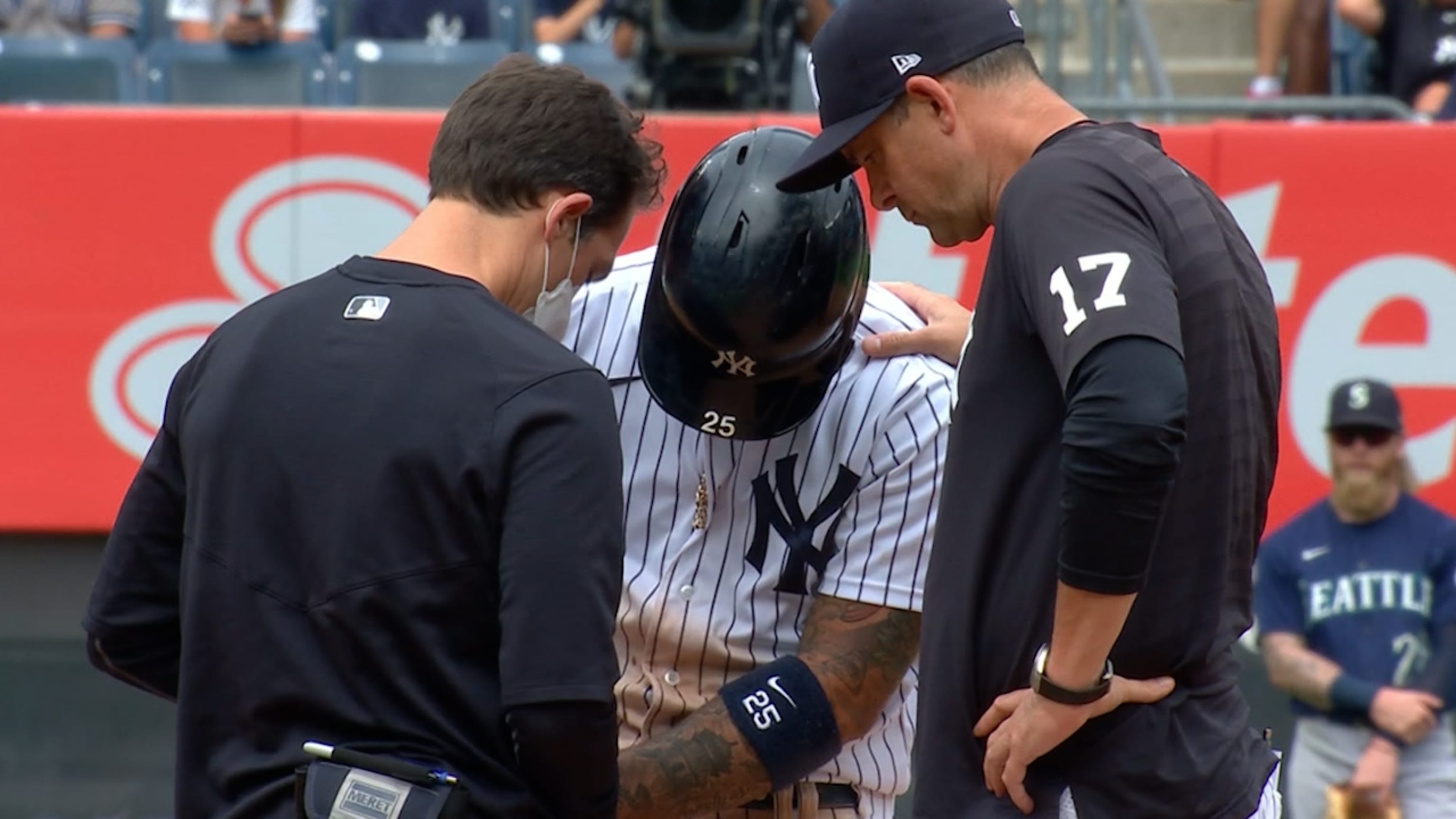 Gleyber Torres se lastima el pulgar izquierdo