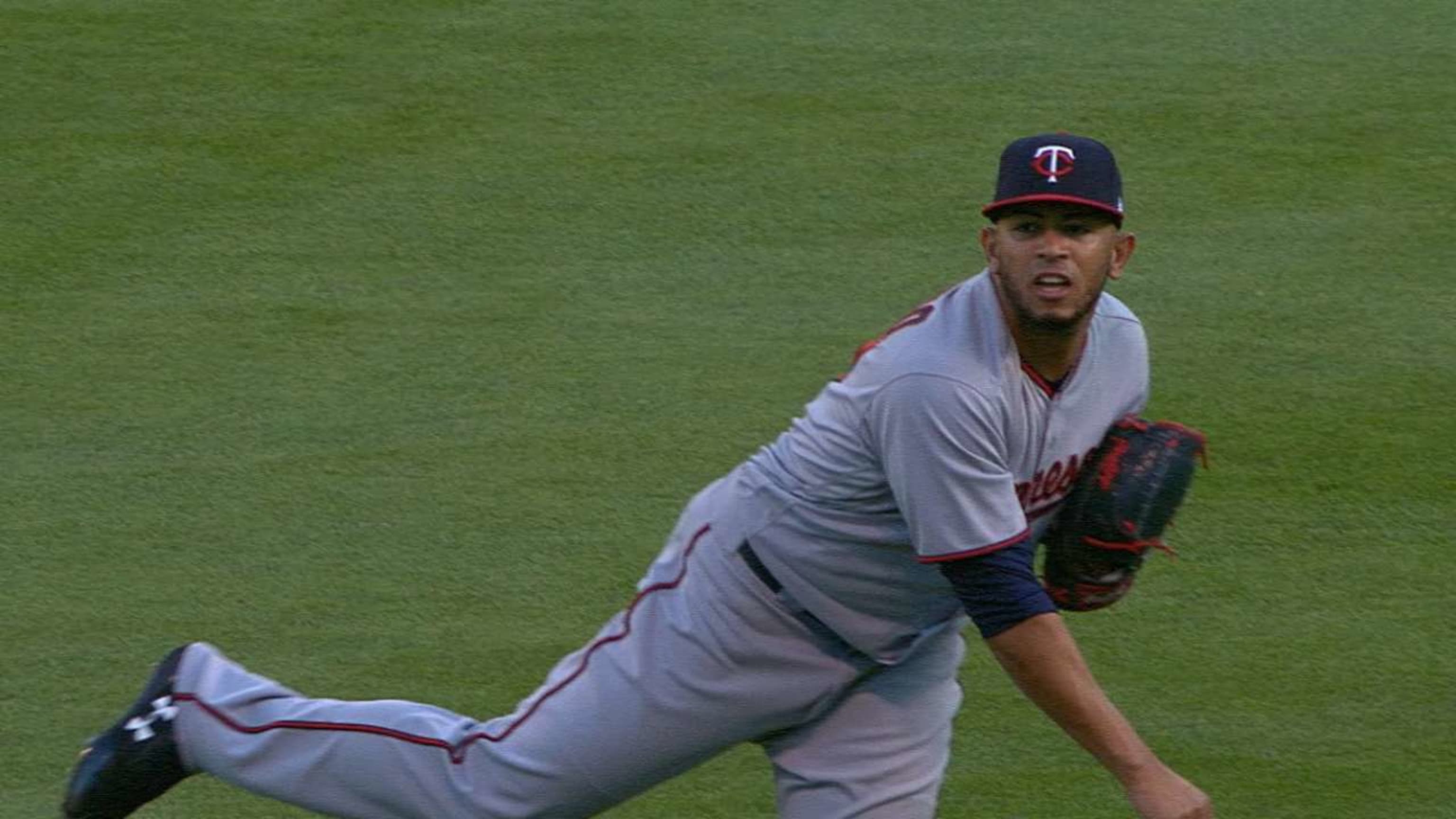 Fernando Romero Pitches Twins Past Cardinals
