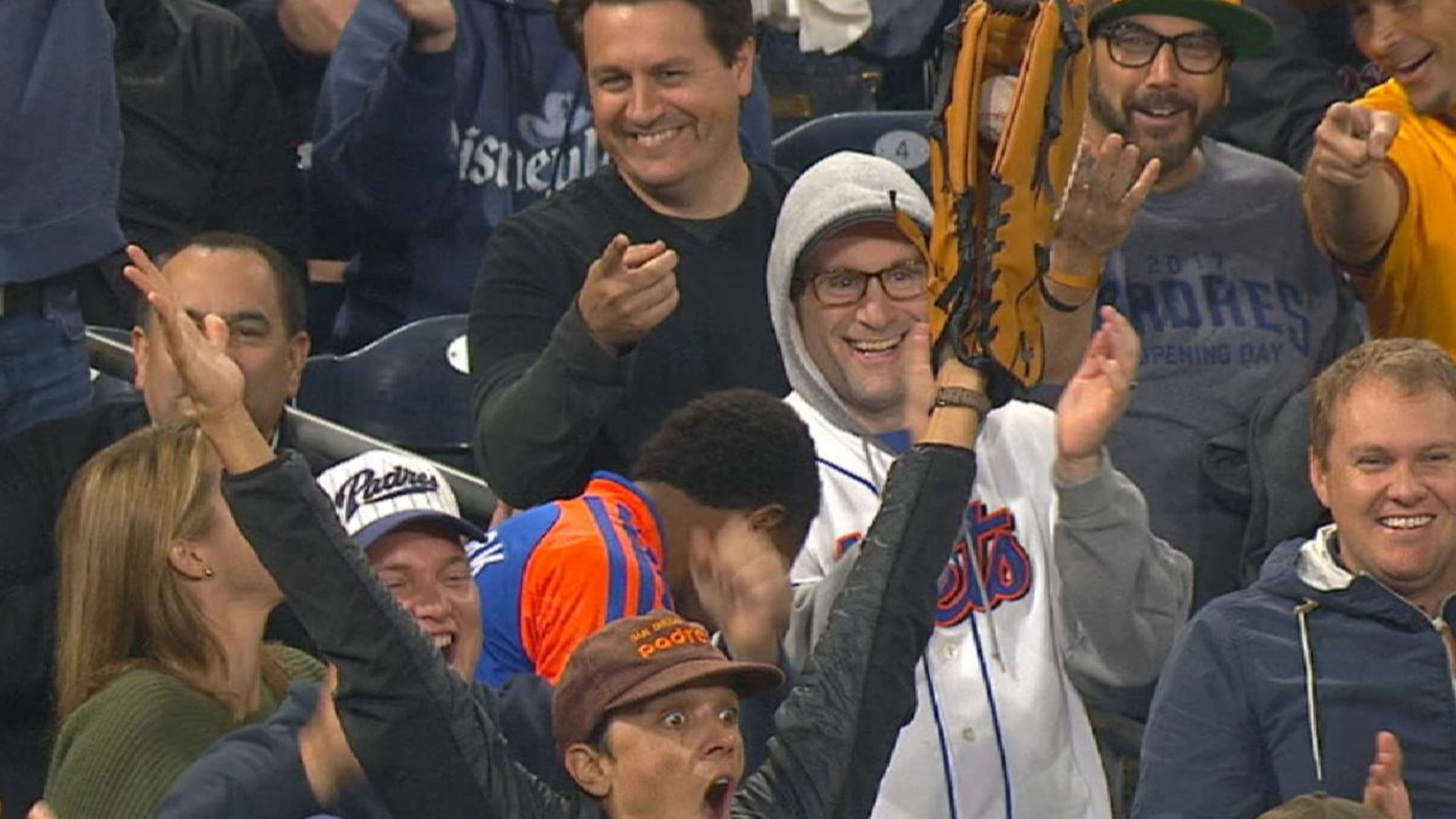 Yankee Fan REALLY Wants That Foul Ball 