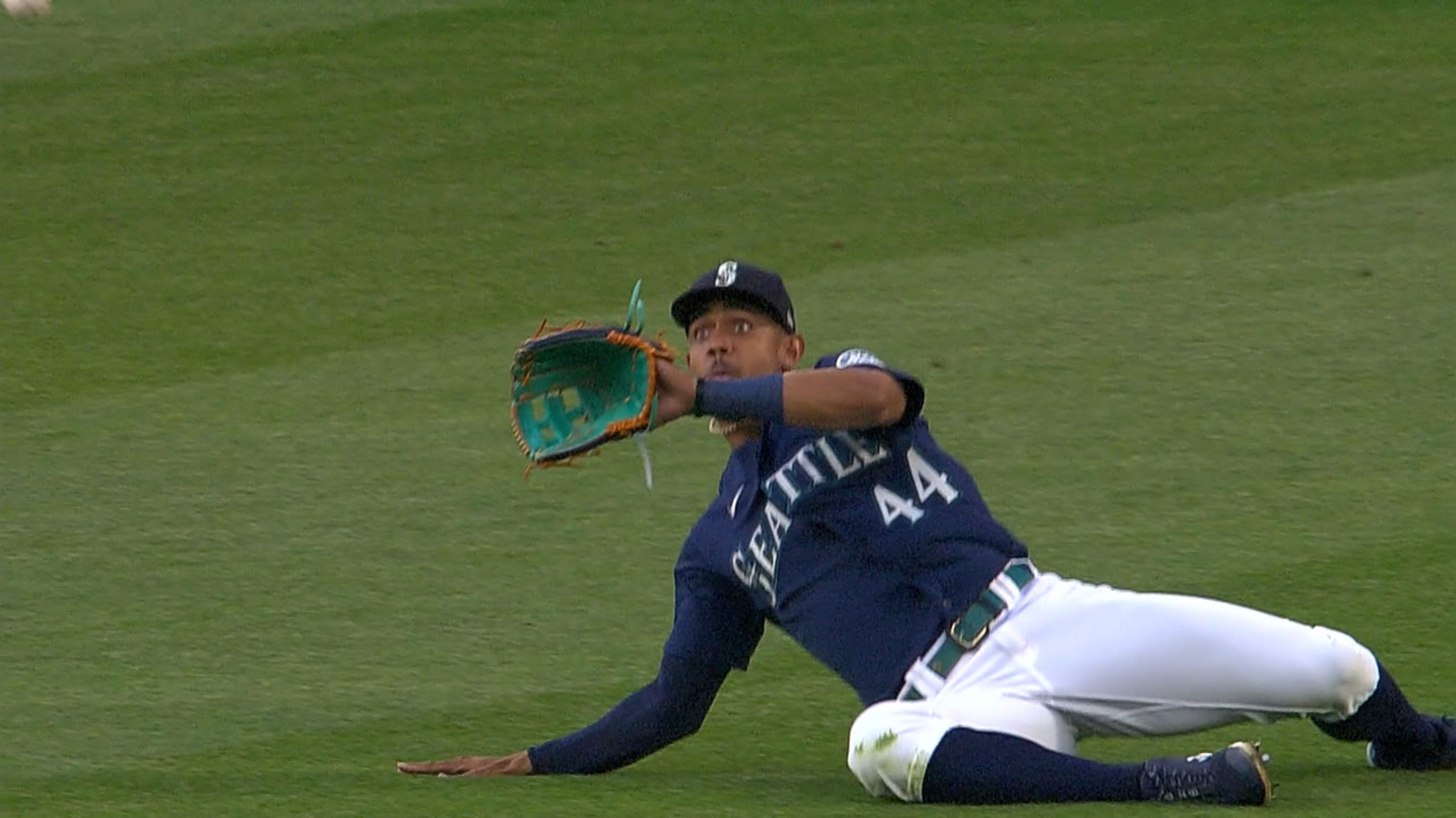 Julio Rodríguez's sliding grab
