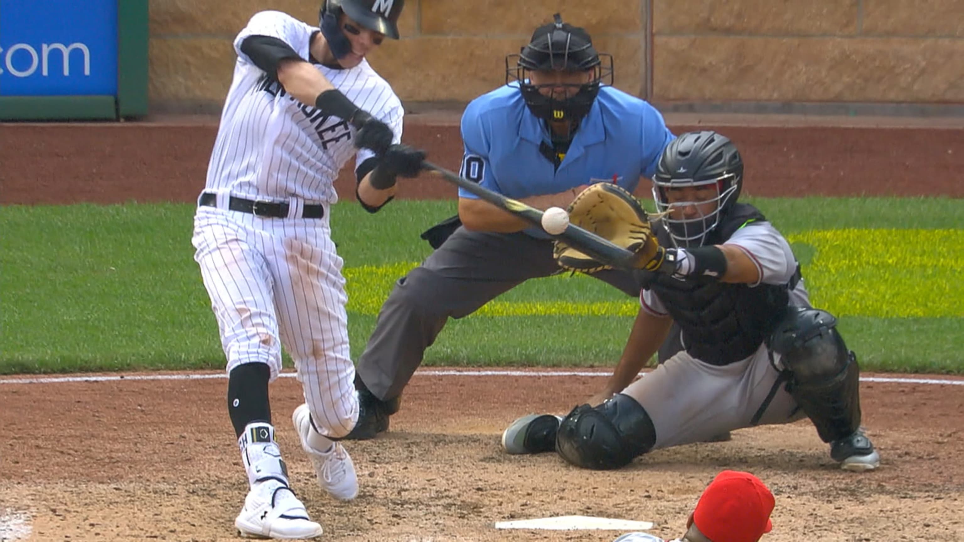 HR de tres carreras de Yelich 