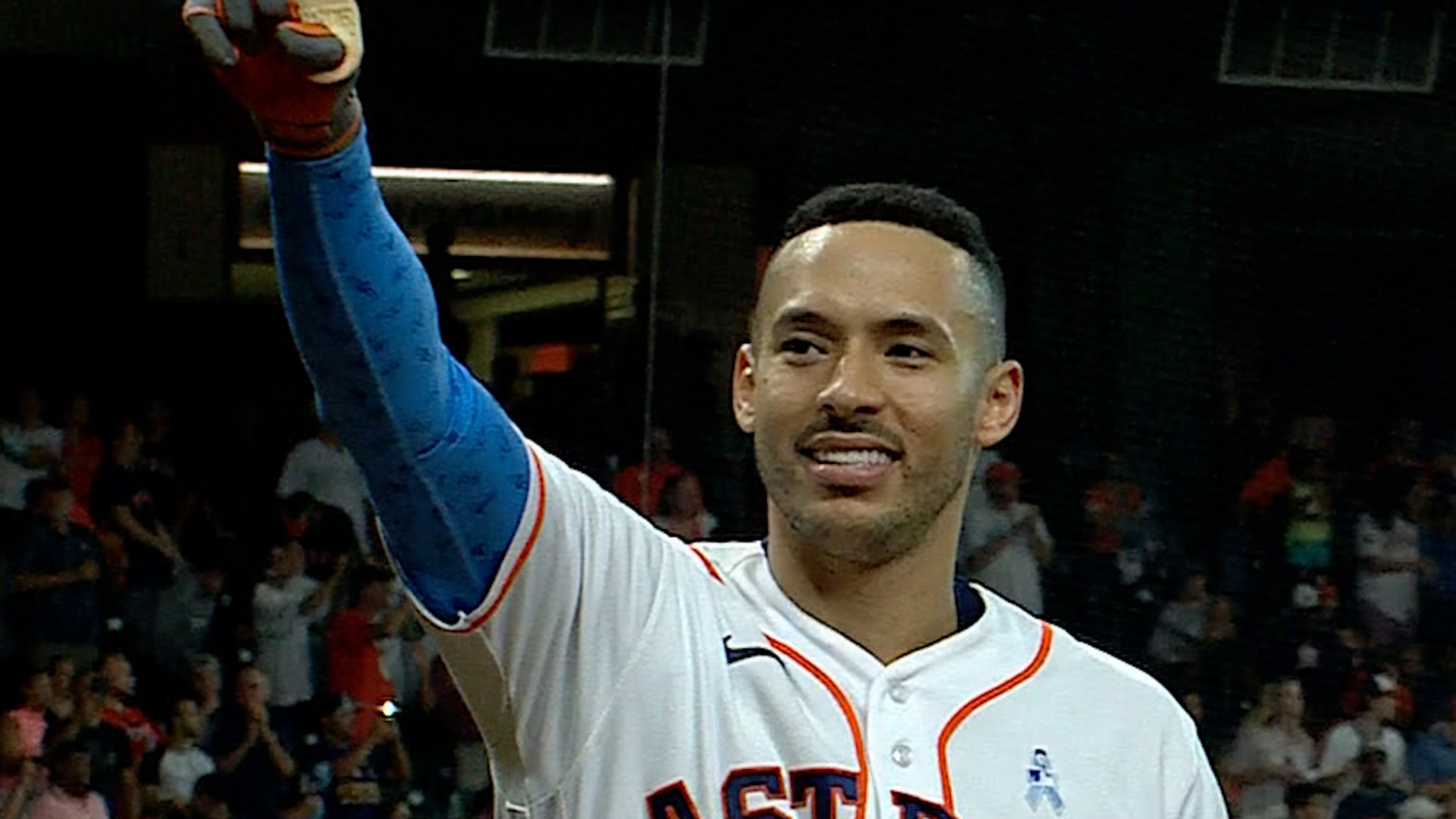 HR solitario de Carlos Correa