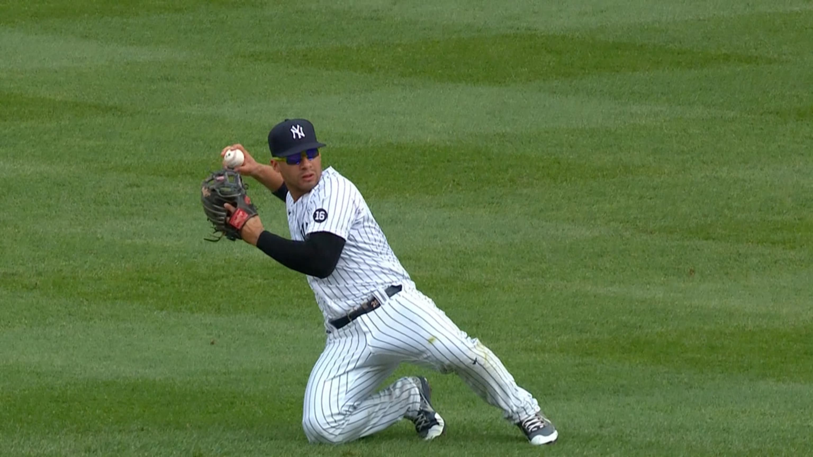 Yankees walk off, clinch playoff spot with 5-4 win over Red Sox - Pinstripe  Alley