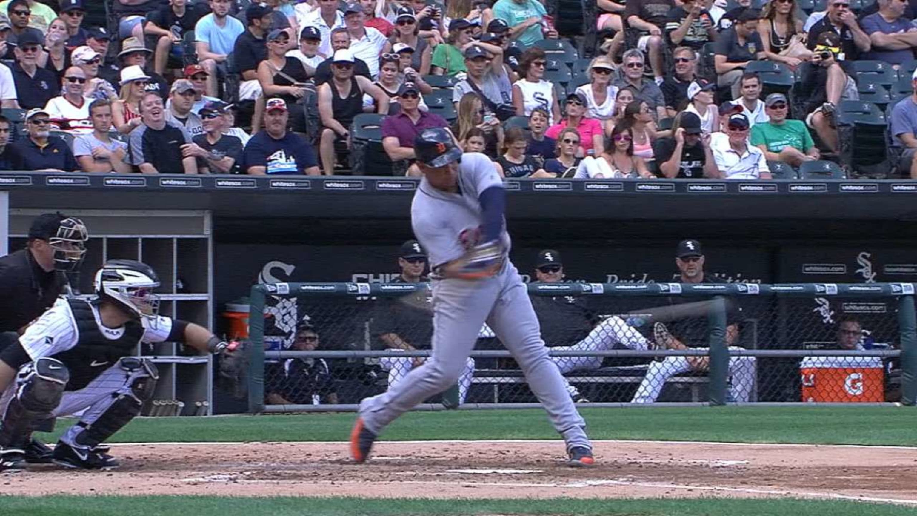 Miguel Cabrera wins Silver Slugger Award