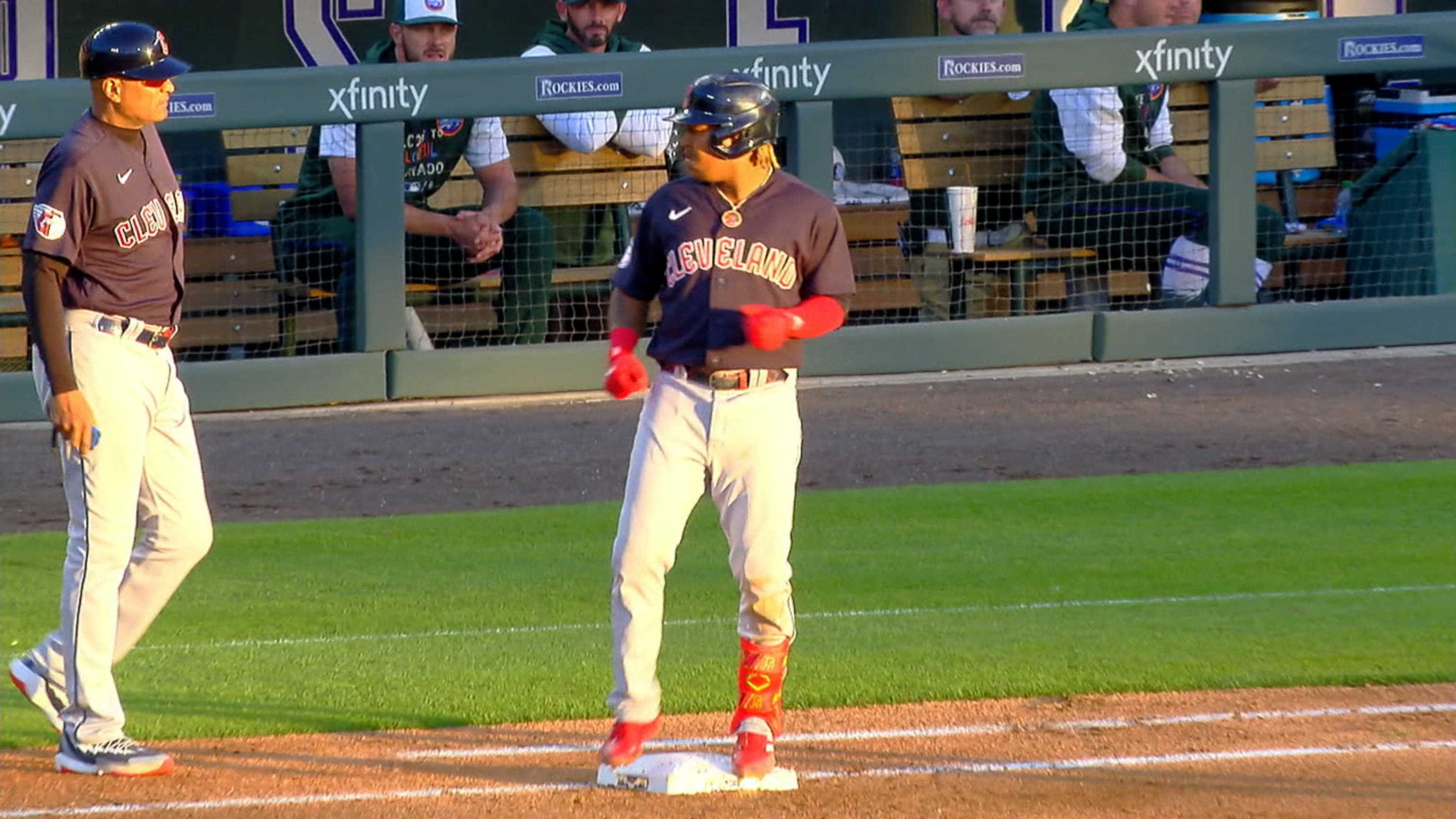 José Ramírez pega 4 hits