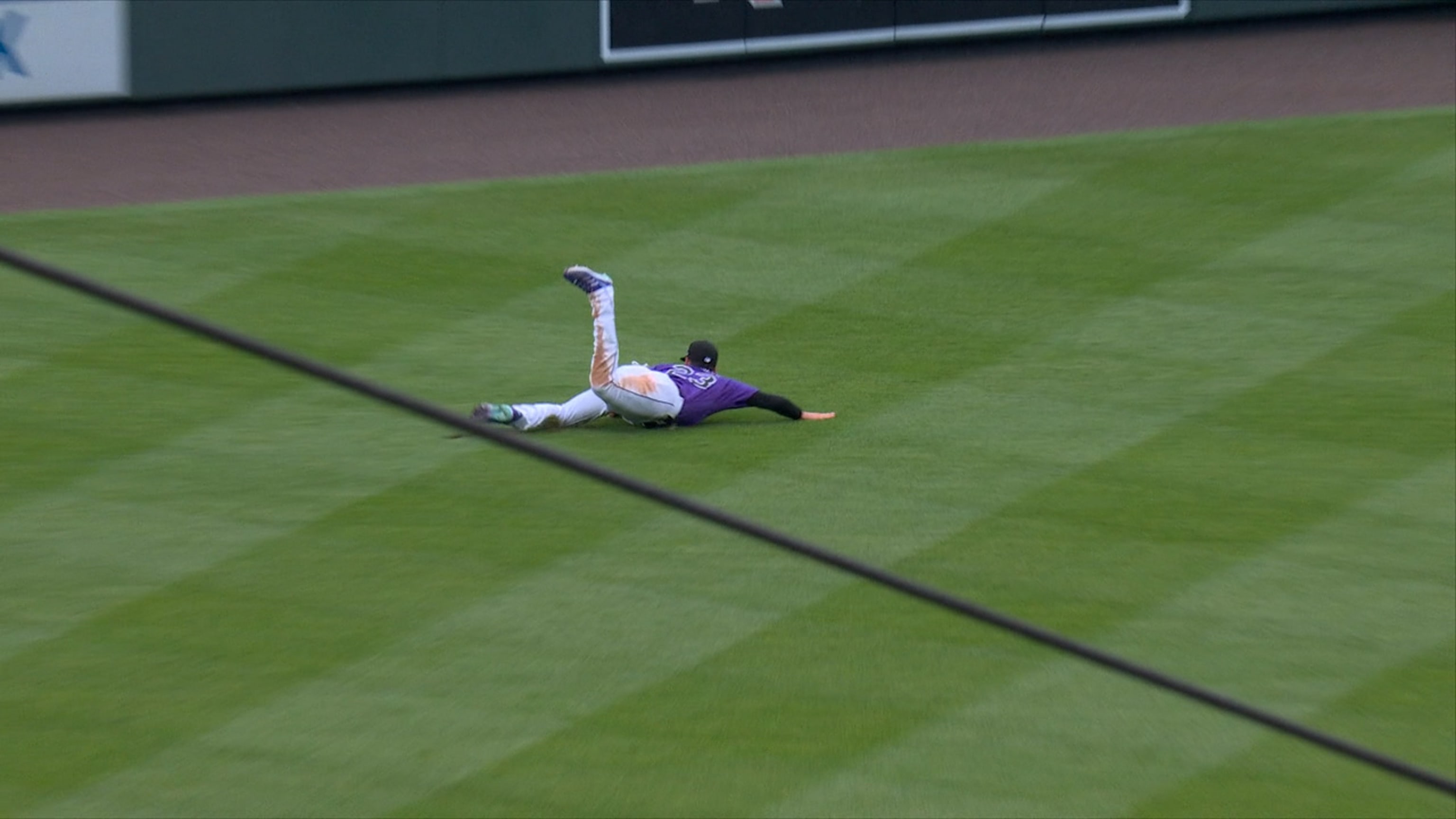 Kris Bryant injury update: Rockies outfielder, still lacking power, lands  on IL with left heel bruise 