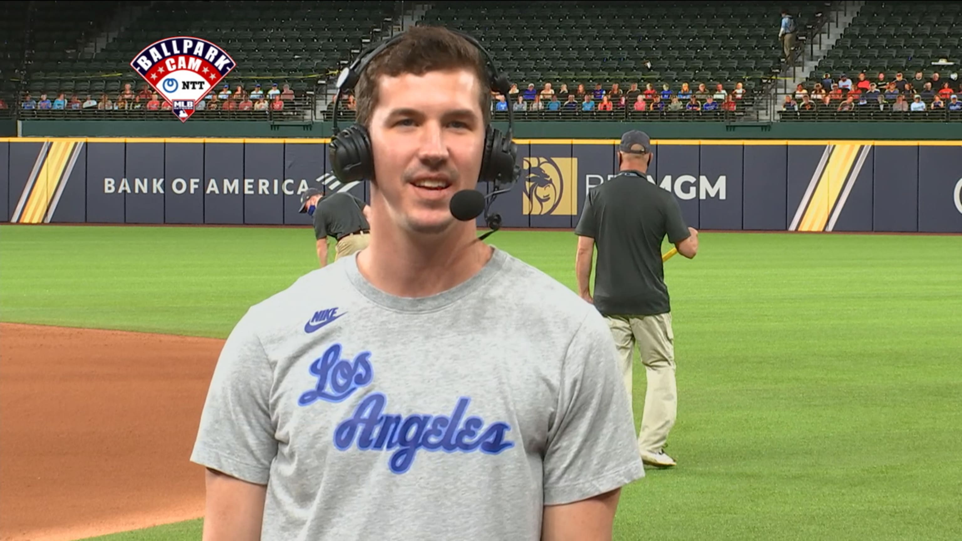 Walker Buehler strikes out 10 Rays in Game 3