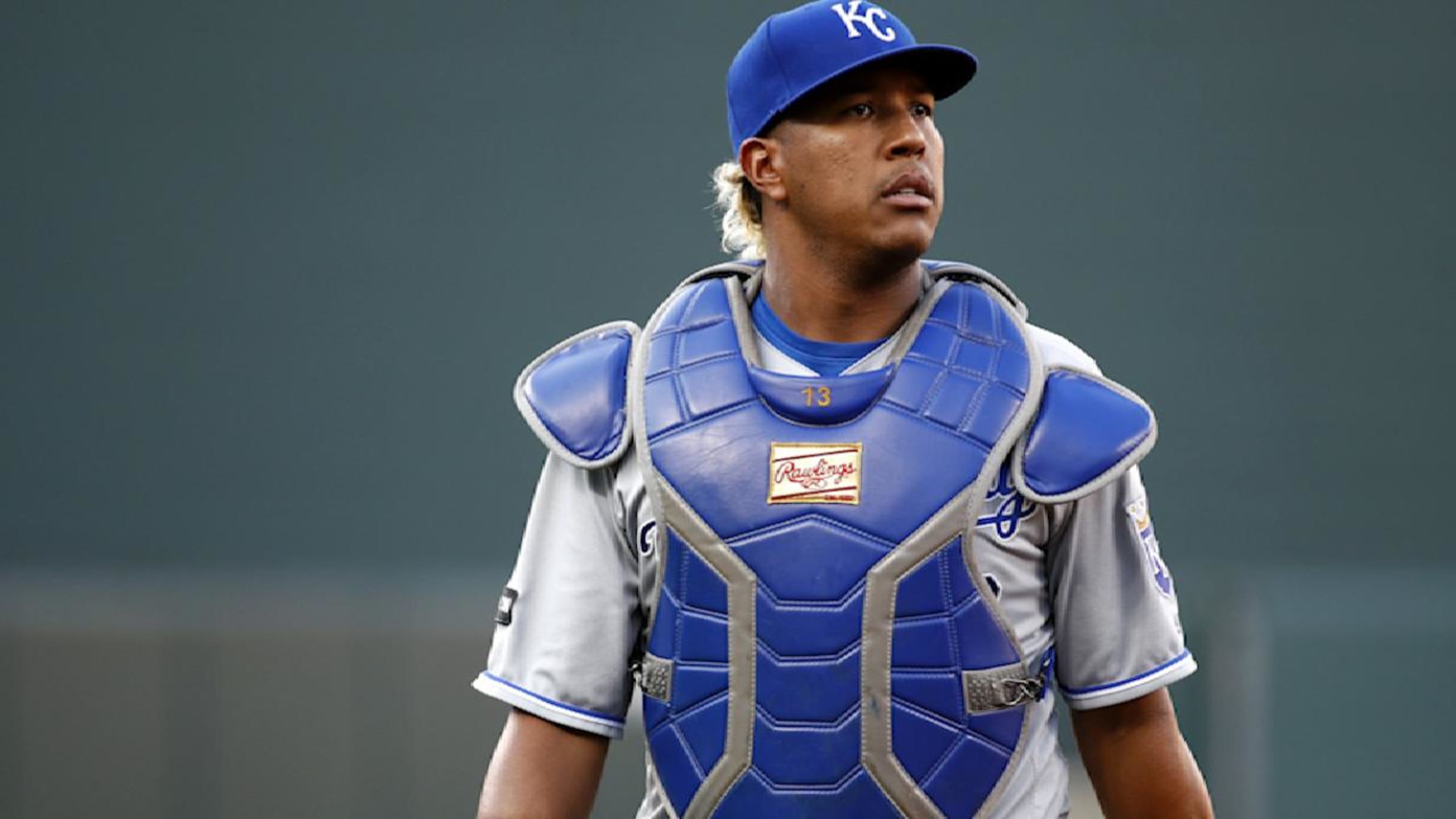 Salvador Perez Returns From Knee Surgery 