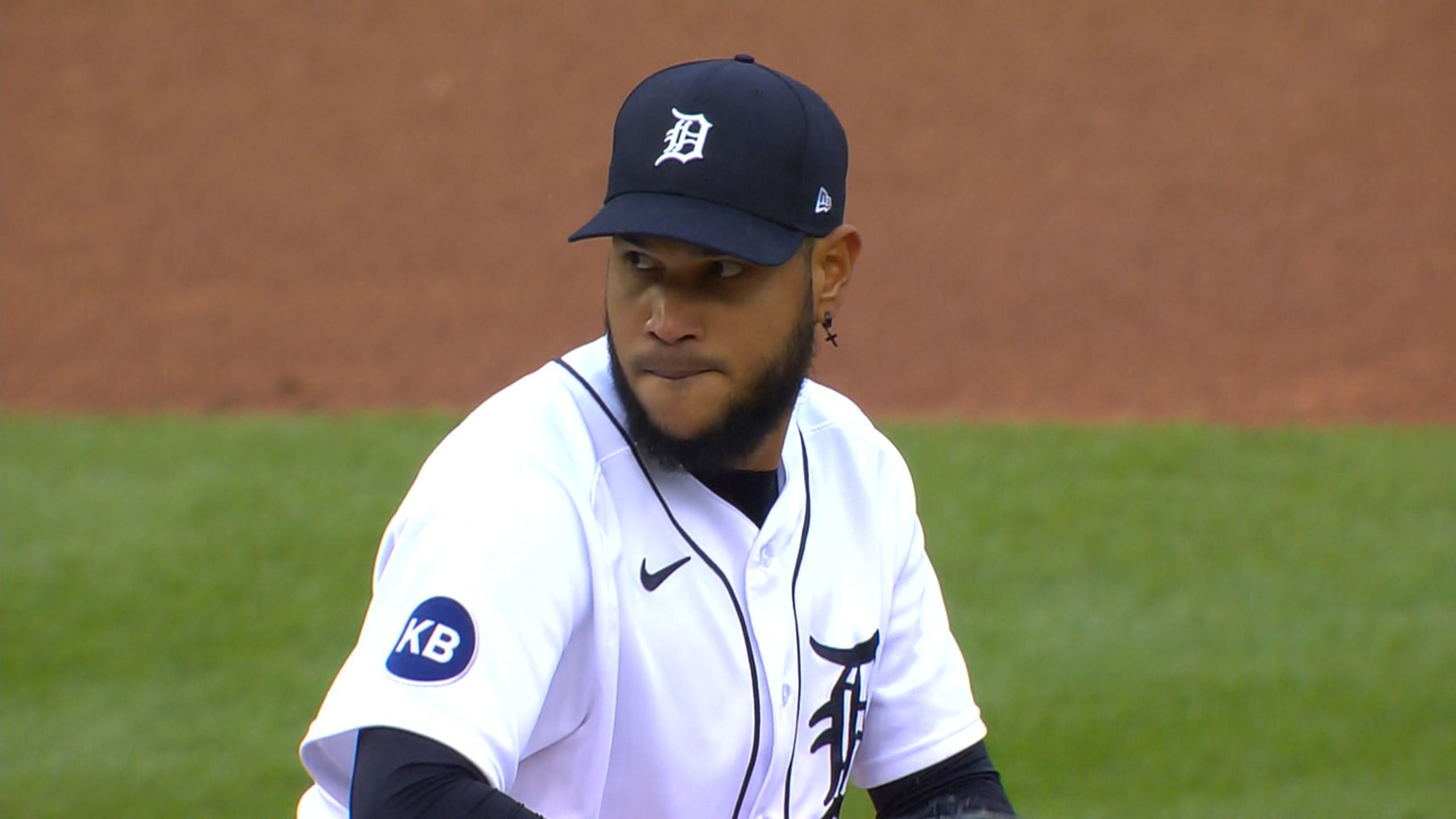 Eduardo Rodriguez pitches Tigers to 3-2 win over City Royals – The