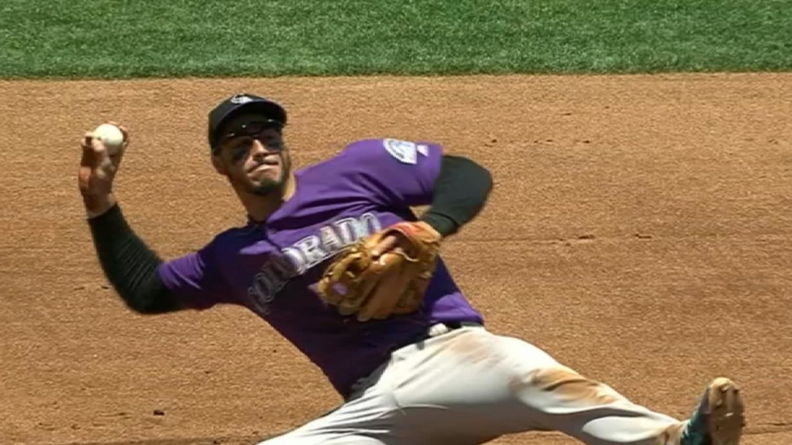 Arenado's 6 straight Gold Gloves