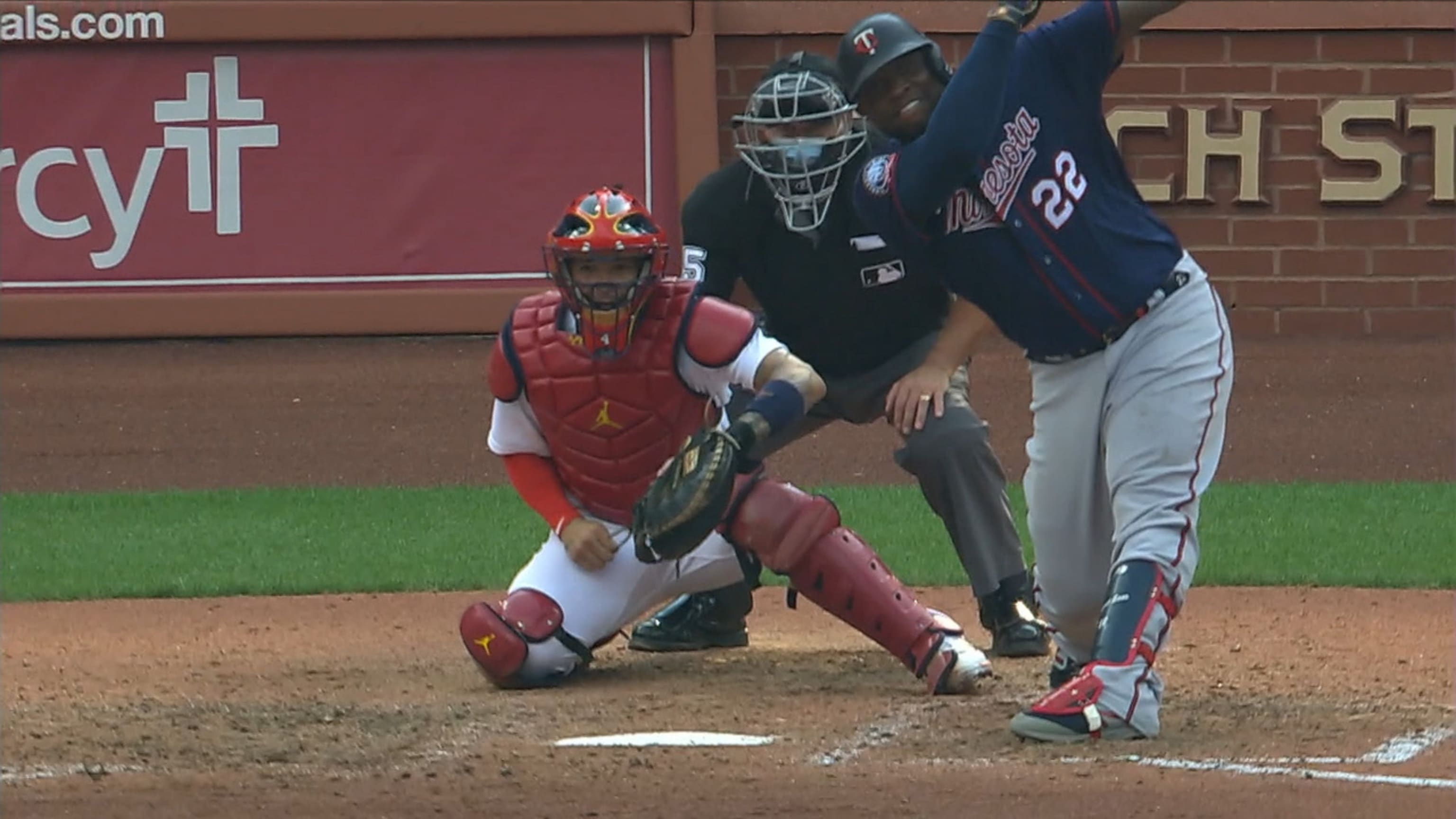 Bambinazo de dos carreras de Miguel Sanó