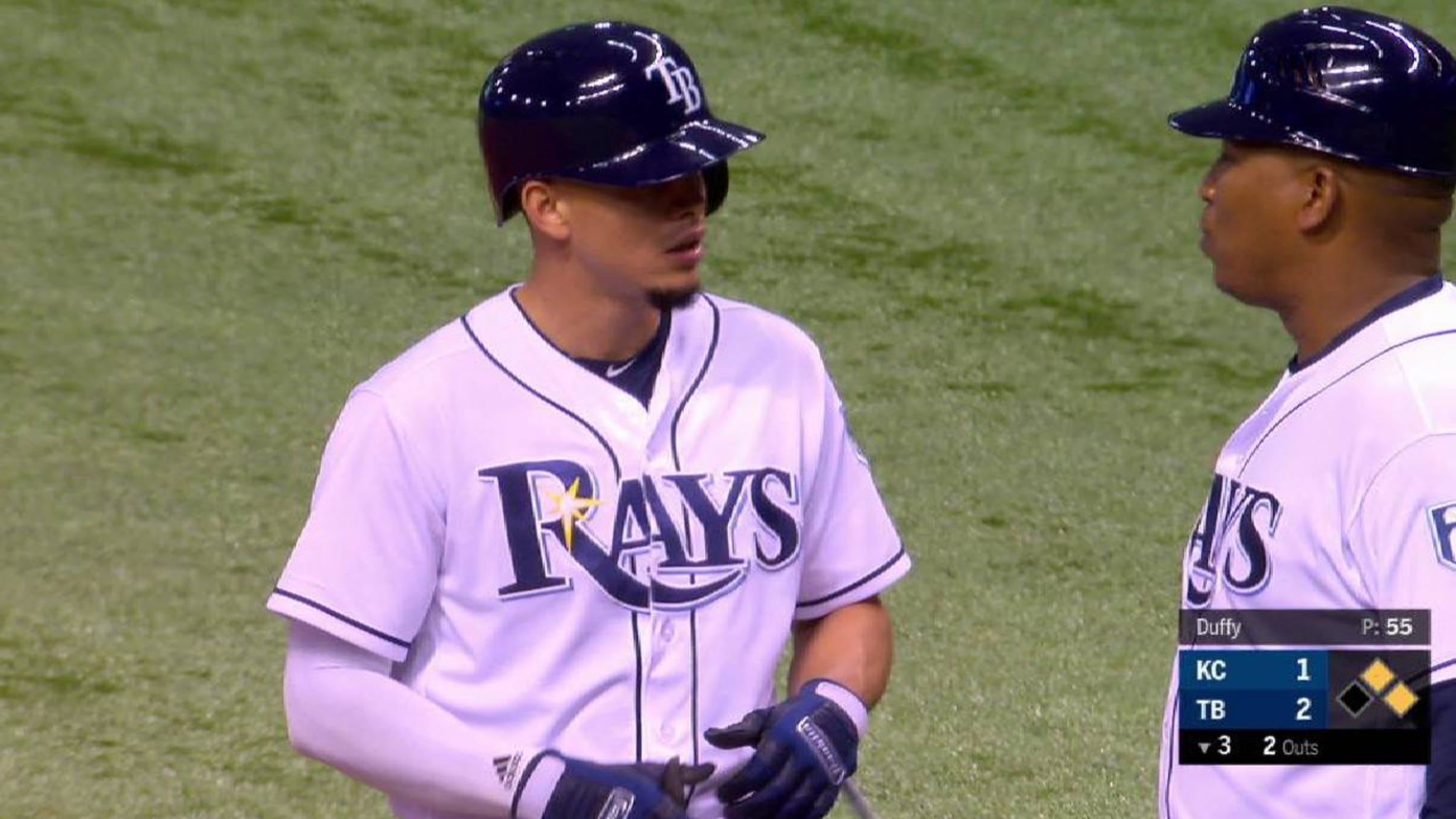 Adames' RBI infield single
