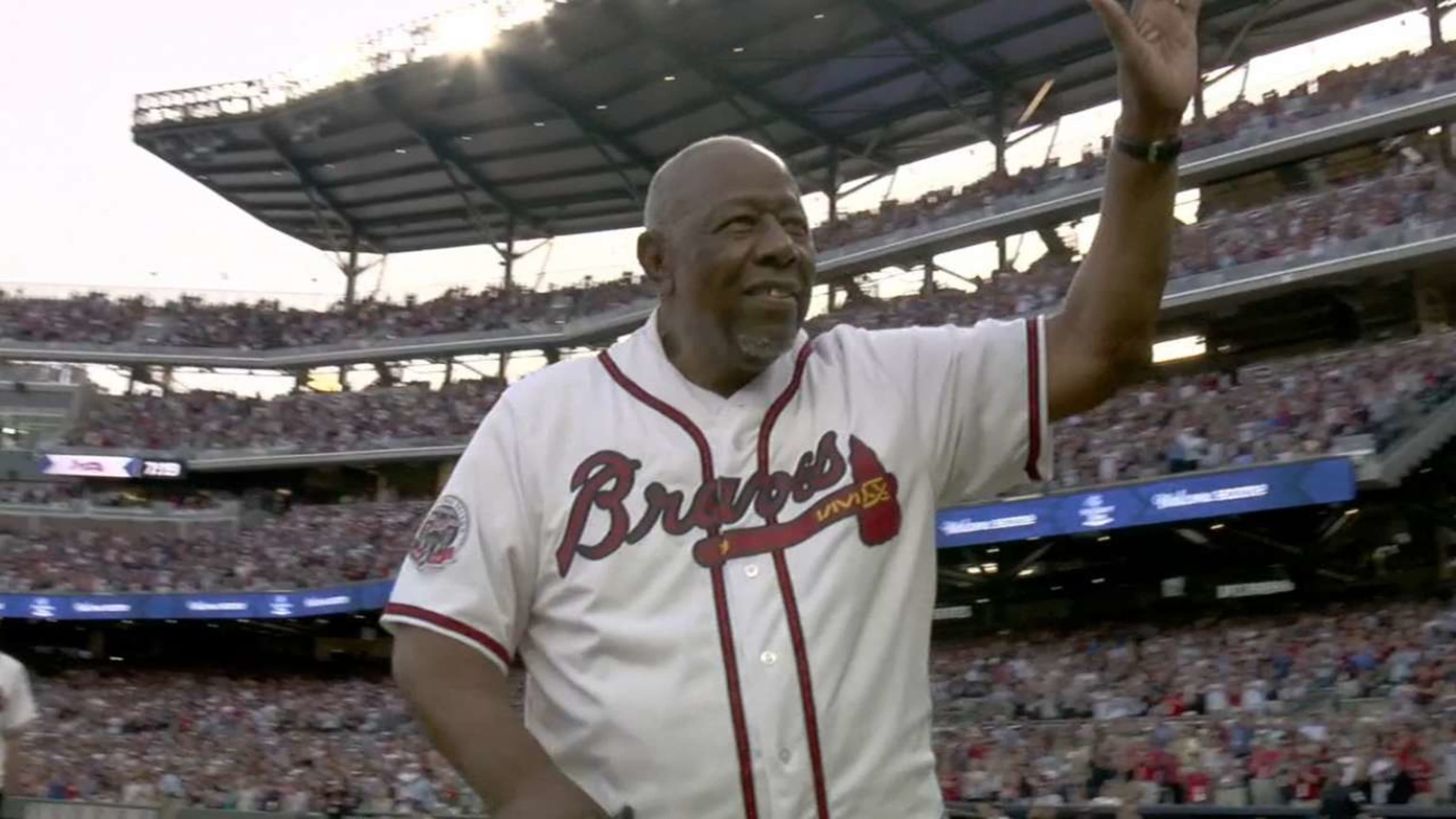 images Hank Aaron Terrace braves show hank aaron the respect he