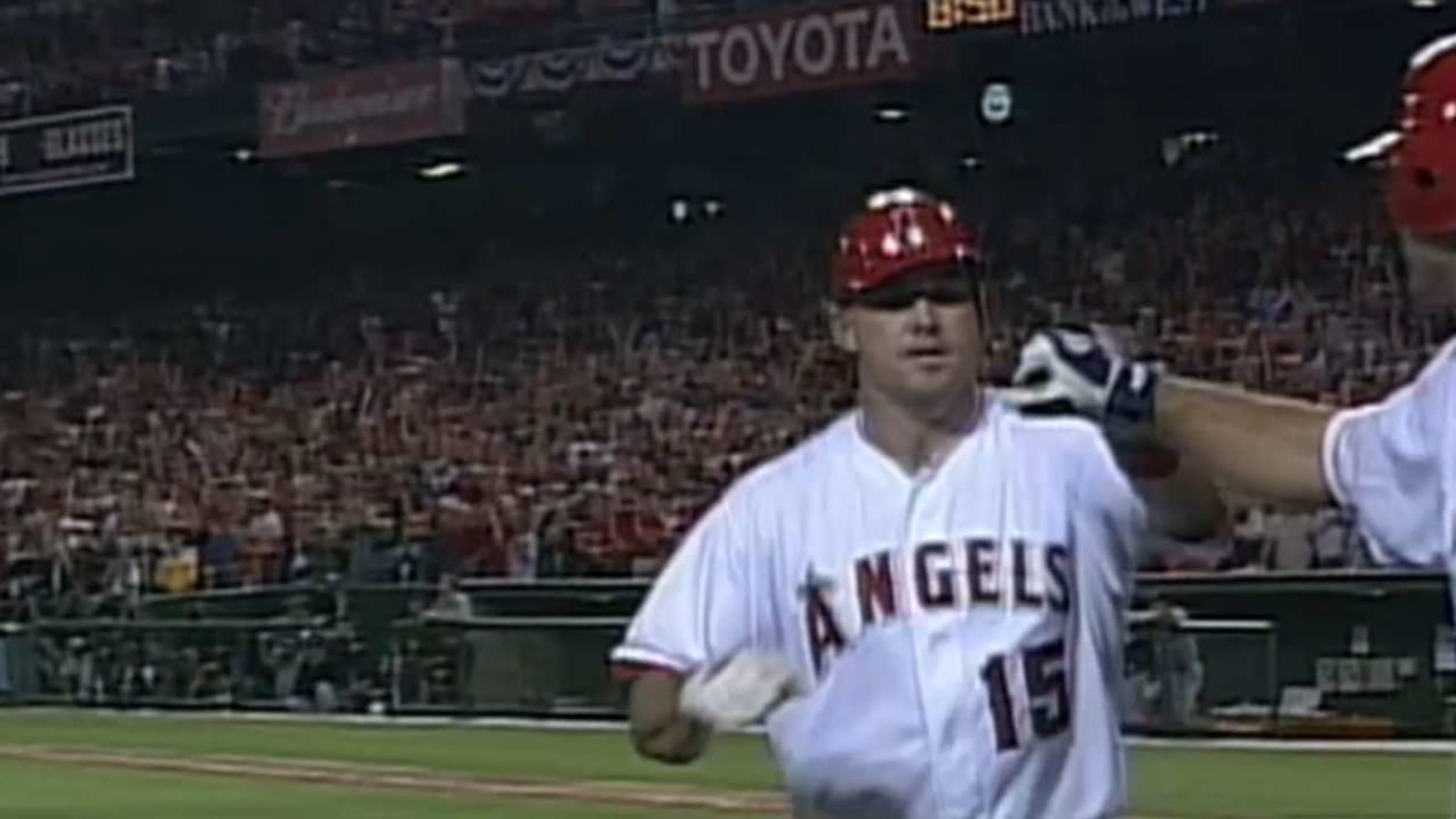 Salmon's two-run home run