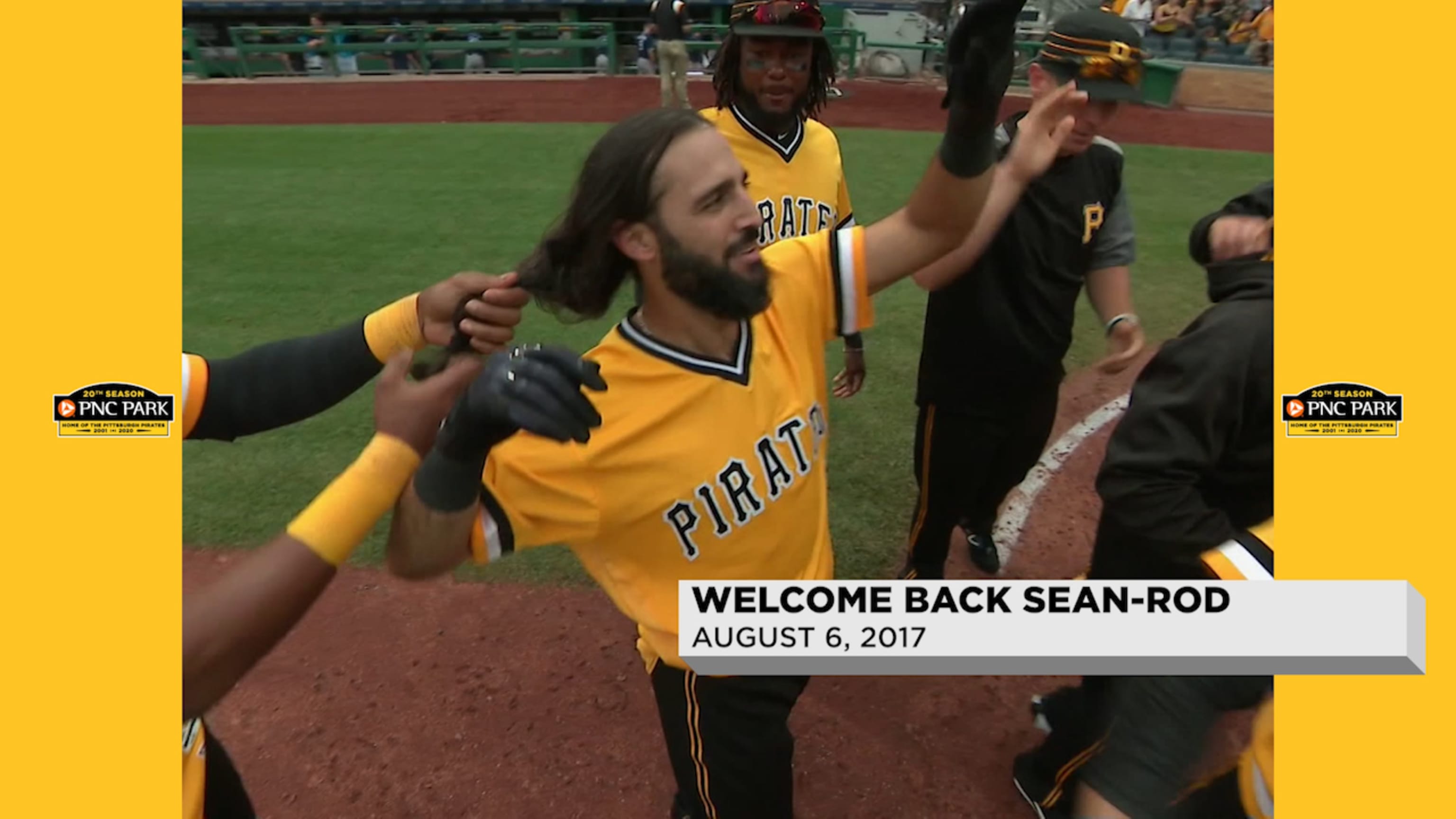 Pittsburgh Pirate Jason Bay hits the first of back to back homers