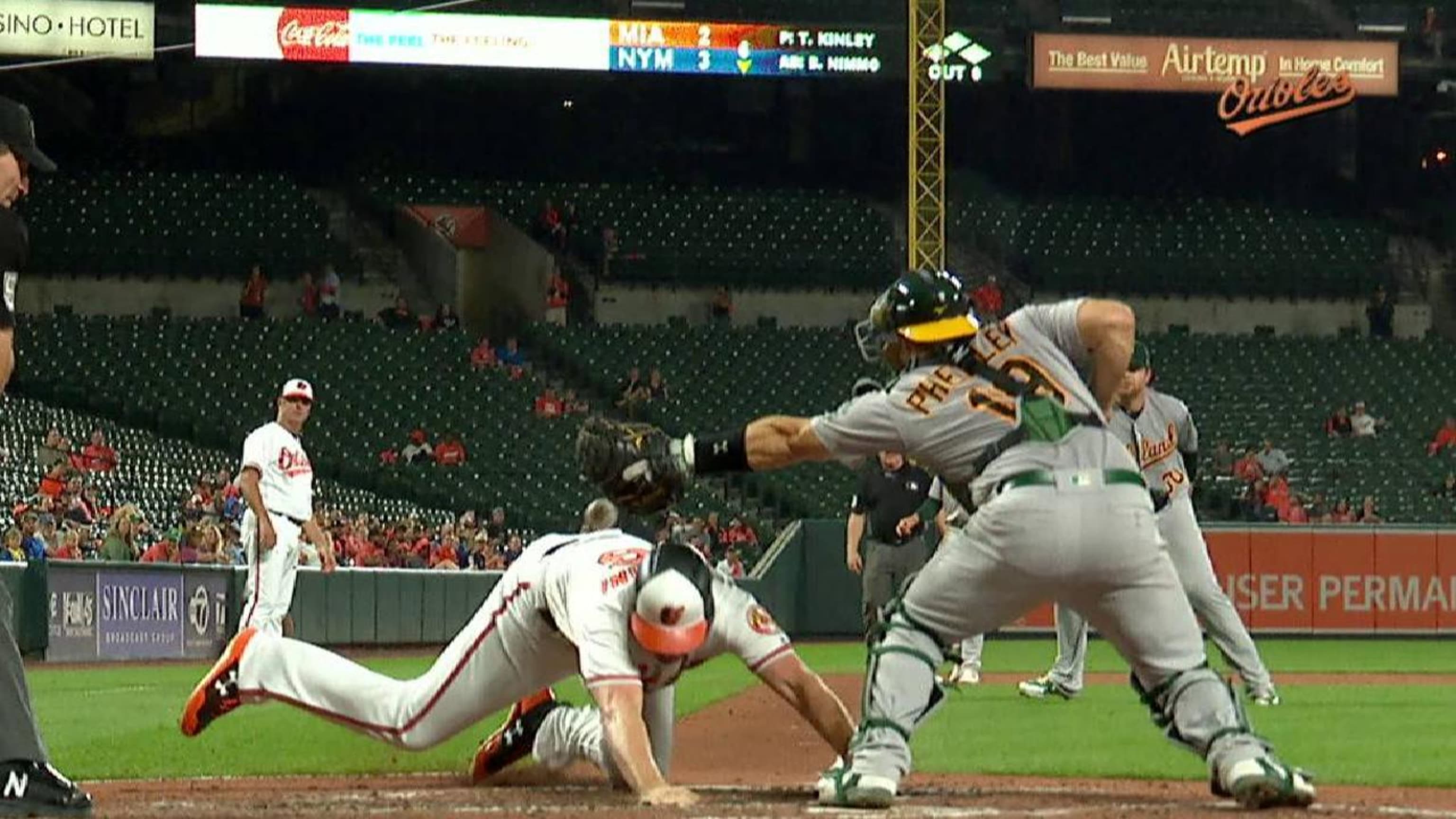 Andreoli's RBI infield single