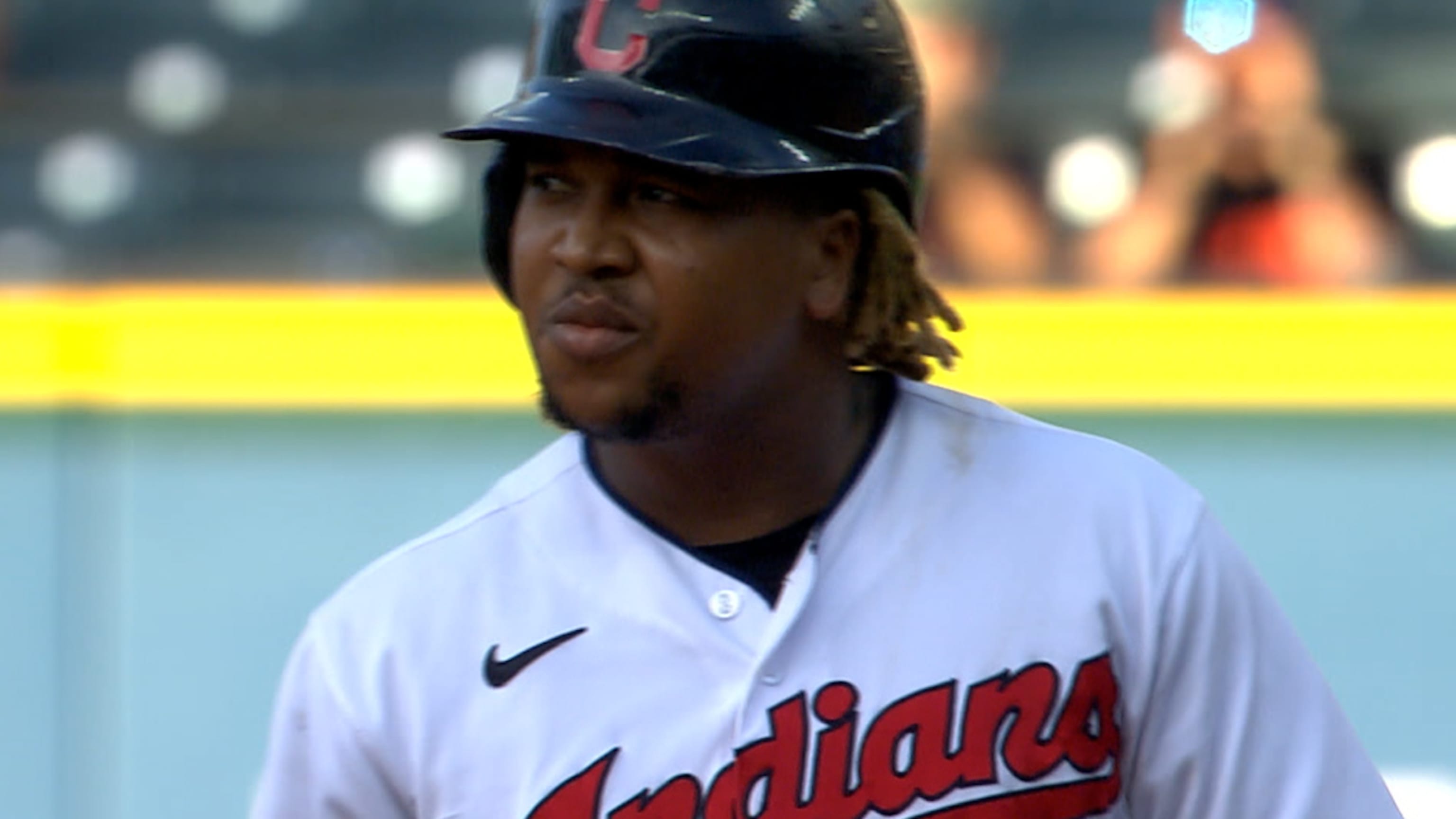 José Ramírez produce con doble