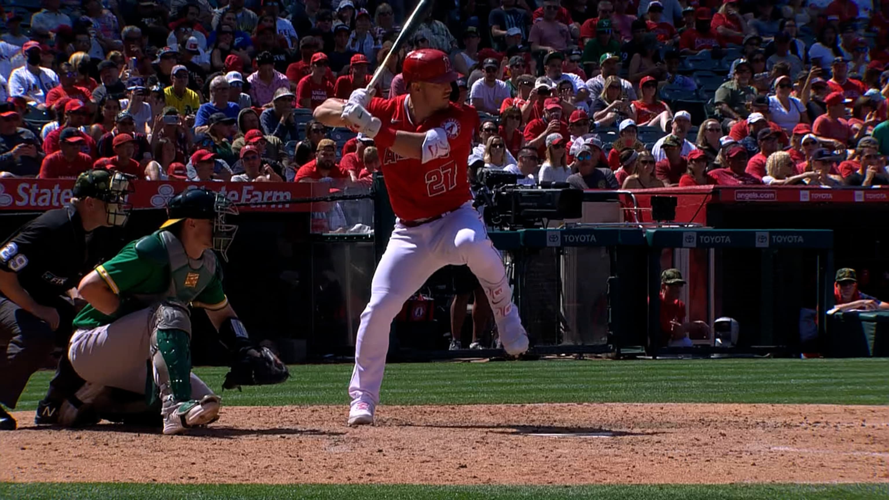Jonrón solitario de Mike Trout