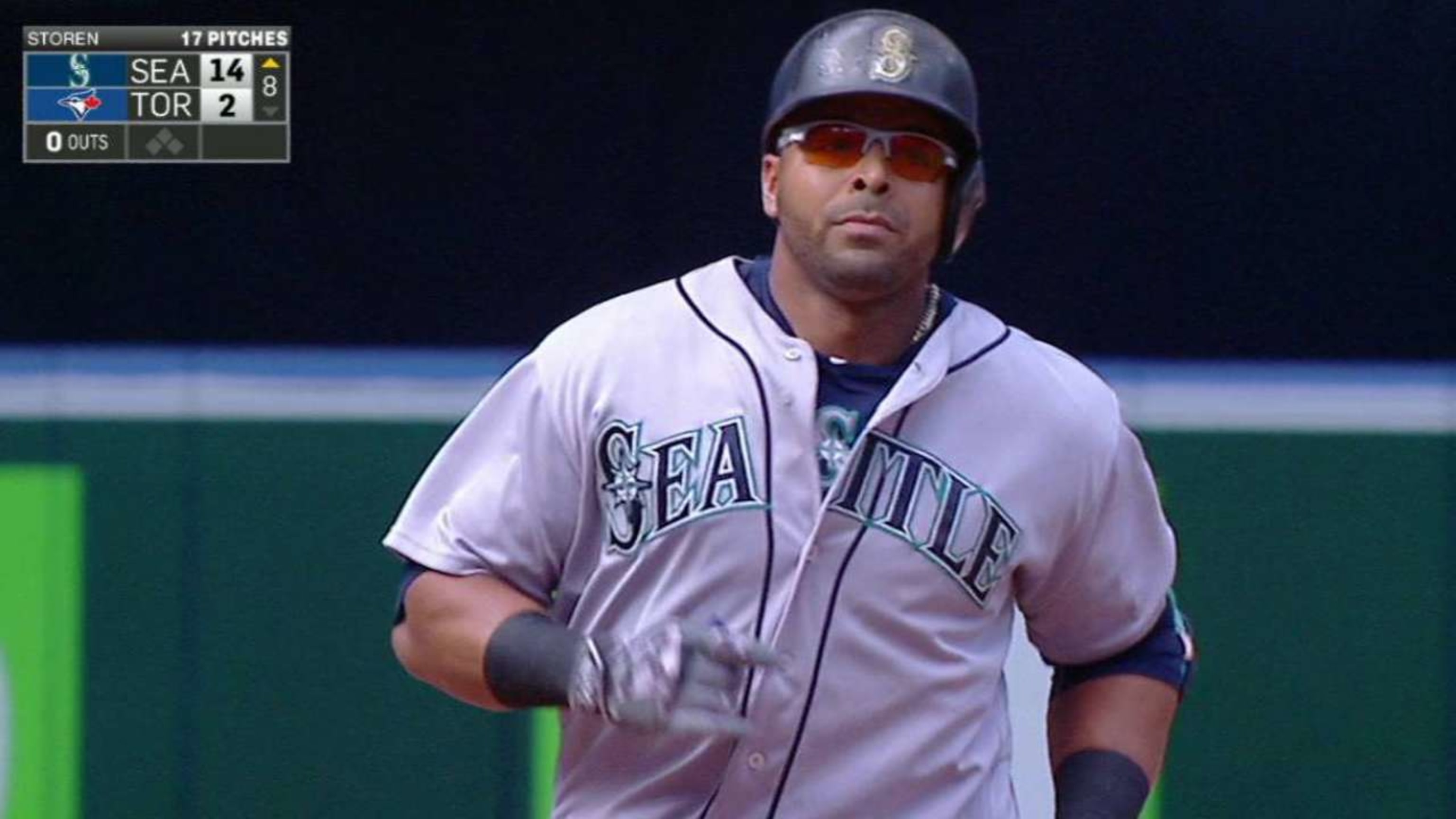 Kyle Seager's grand slam ties it in the 14th 