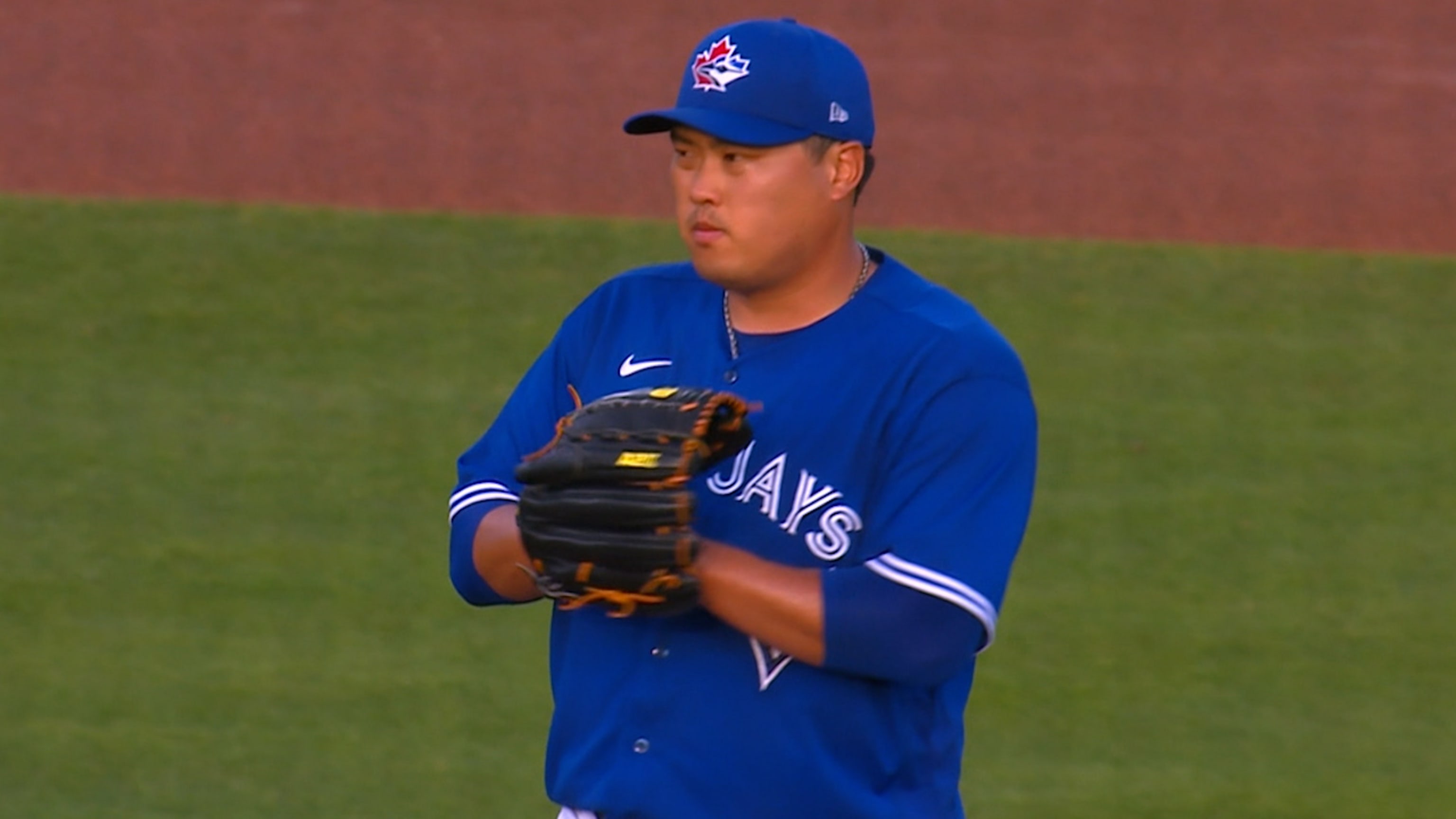 Hyun Jin Ryu strikes out five 