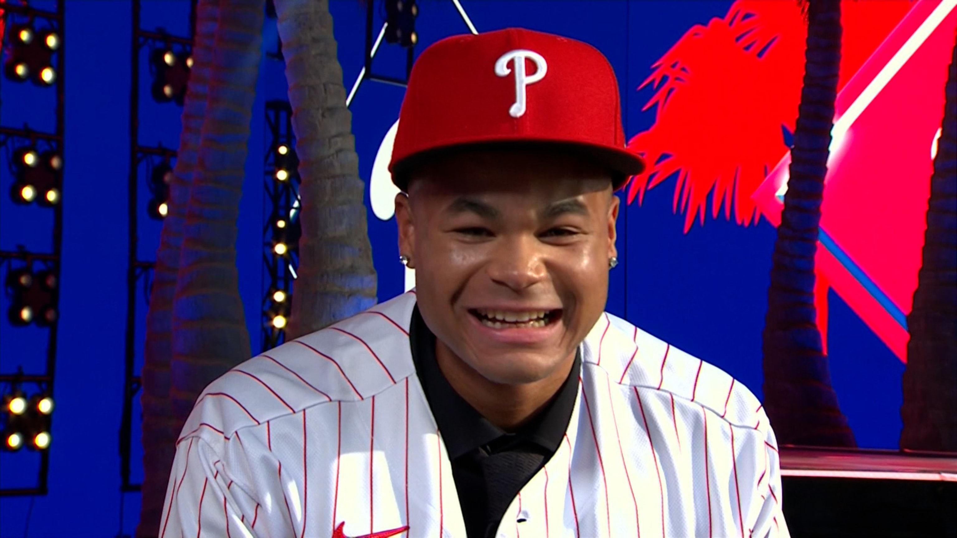 Philadelphia Phillies on X: In order to be the best, you have to dress  like the best  / X