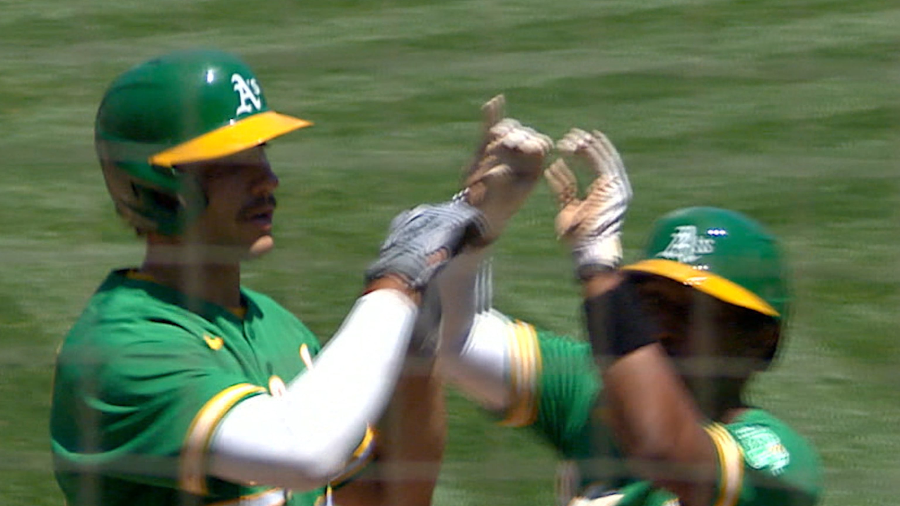 Olson empuja tres con HR