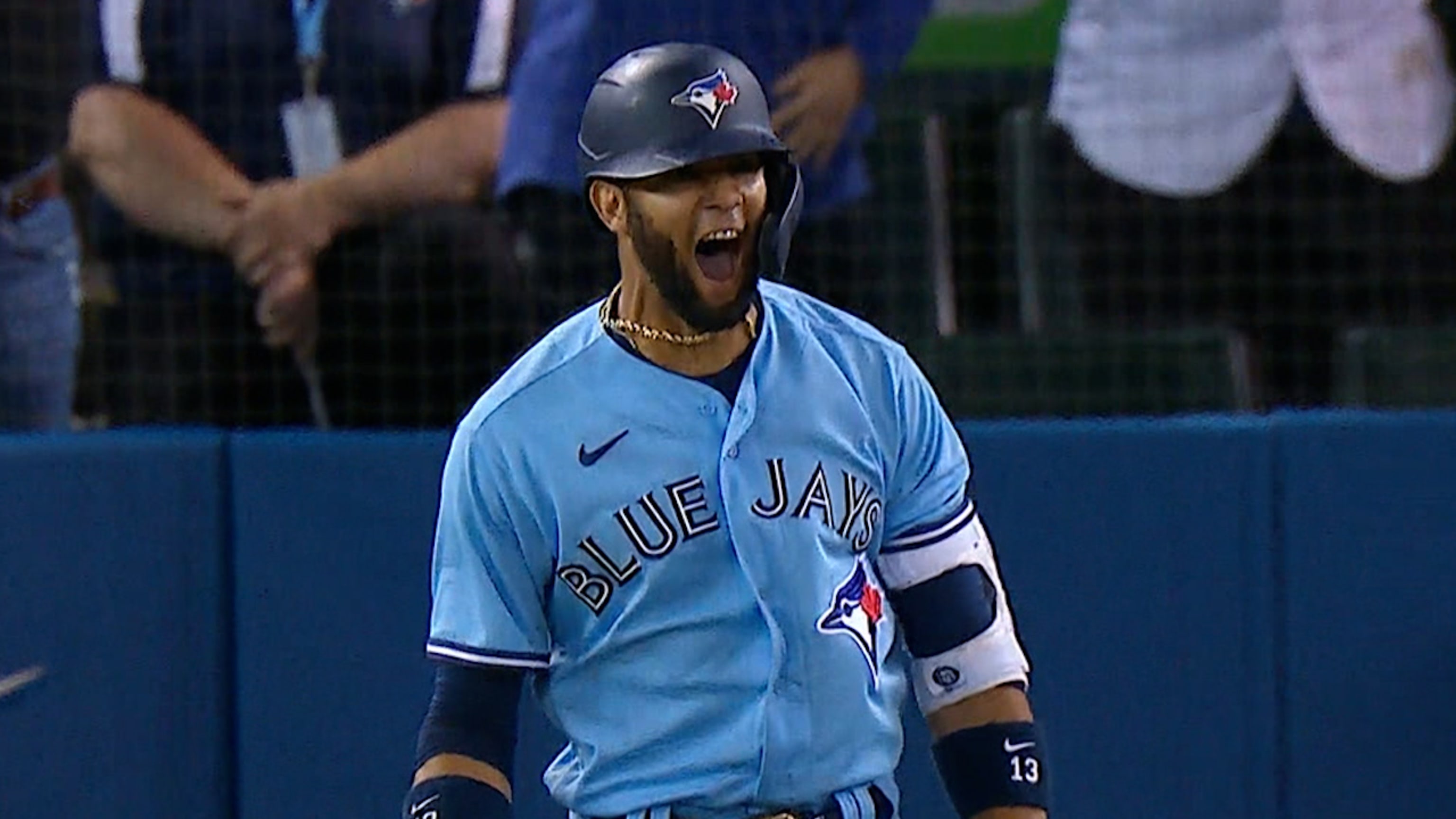 Blue Jays score three runs in 10th to hold off A's 6-5