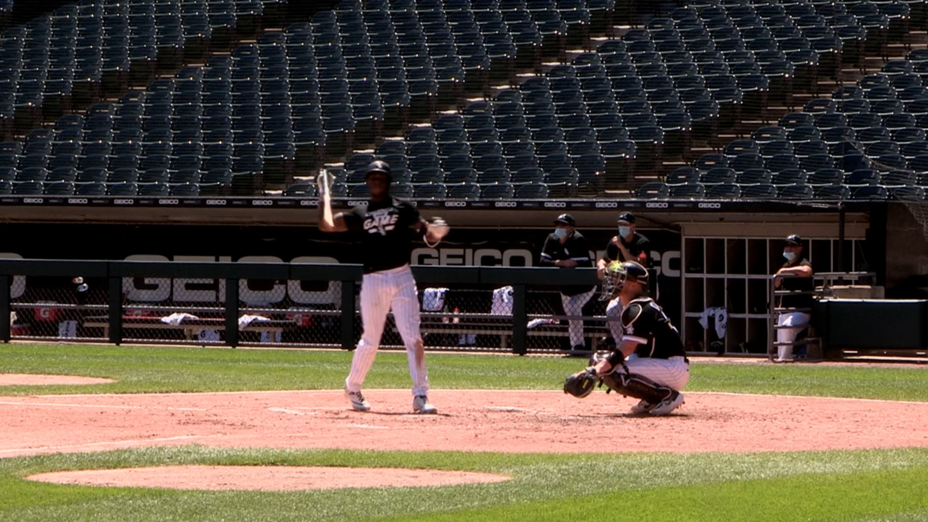 Tim Anderson flips bat on long HR