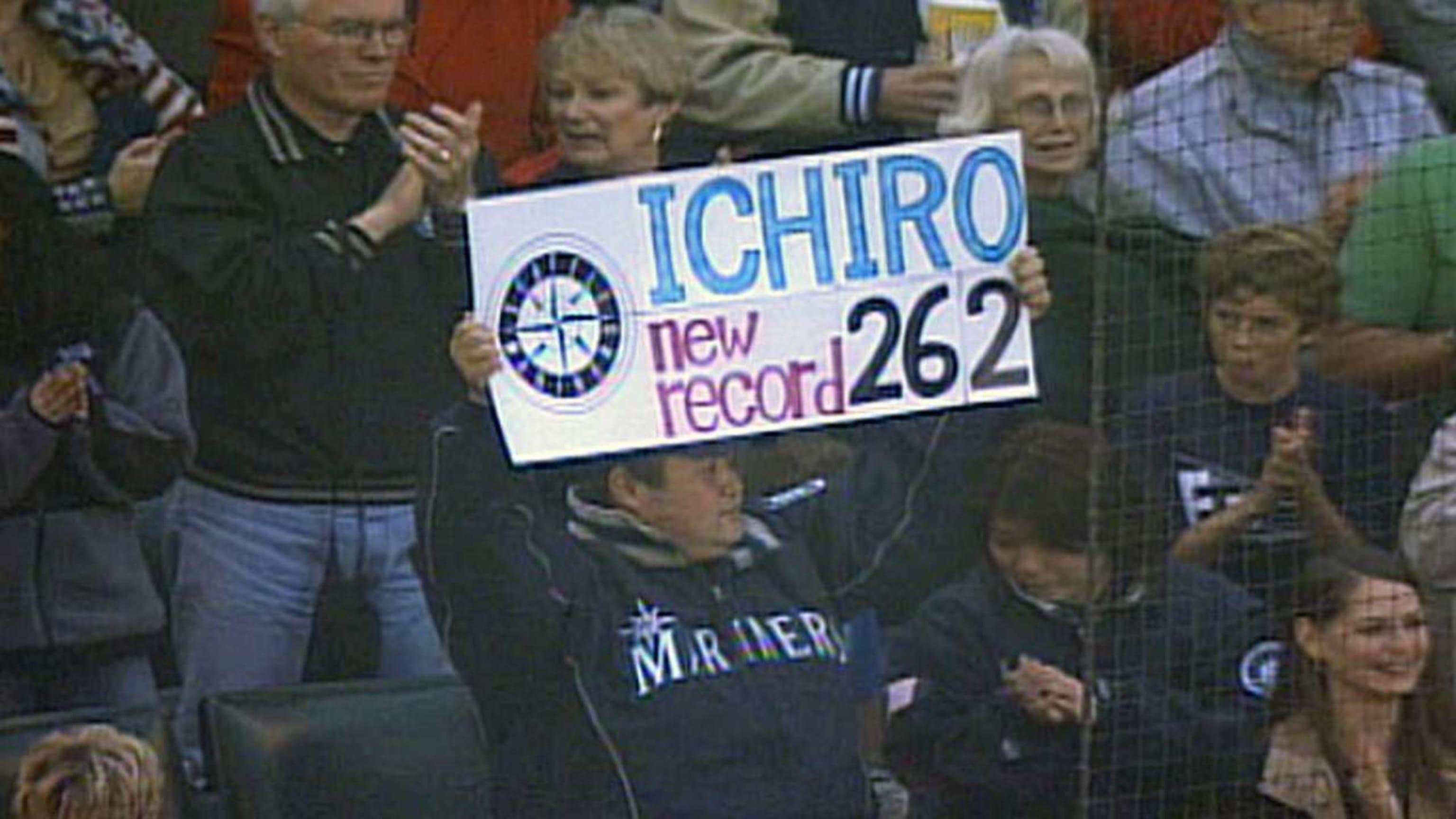 Ichiro's 262nd hit of 2004