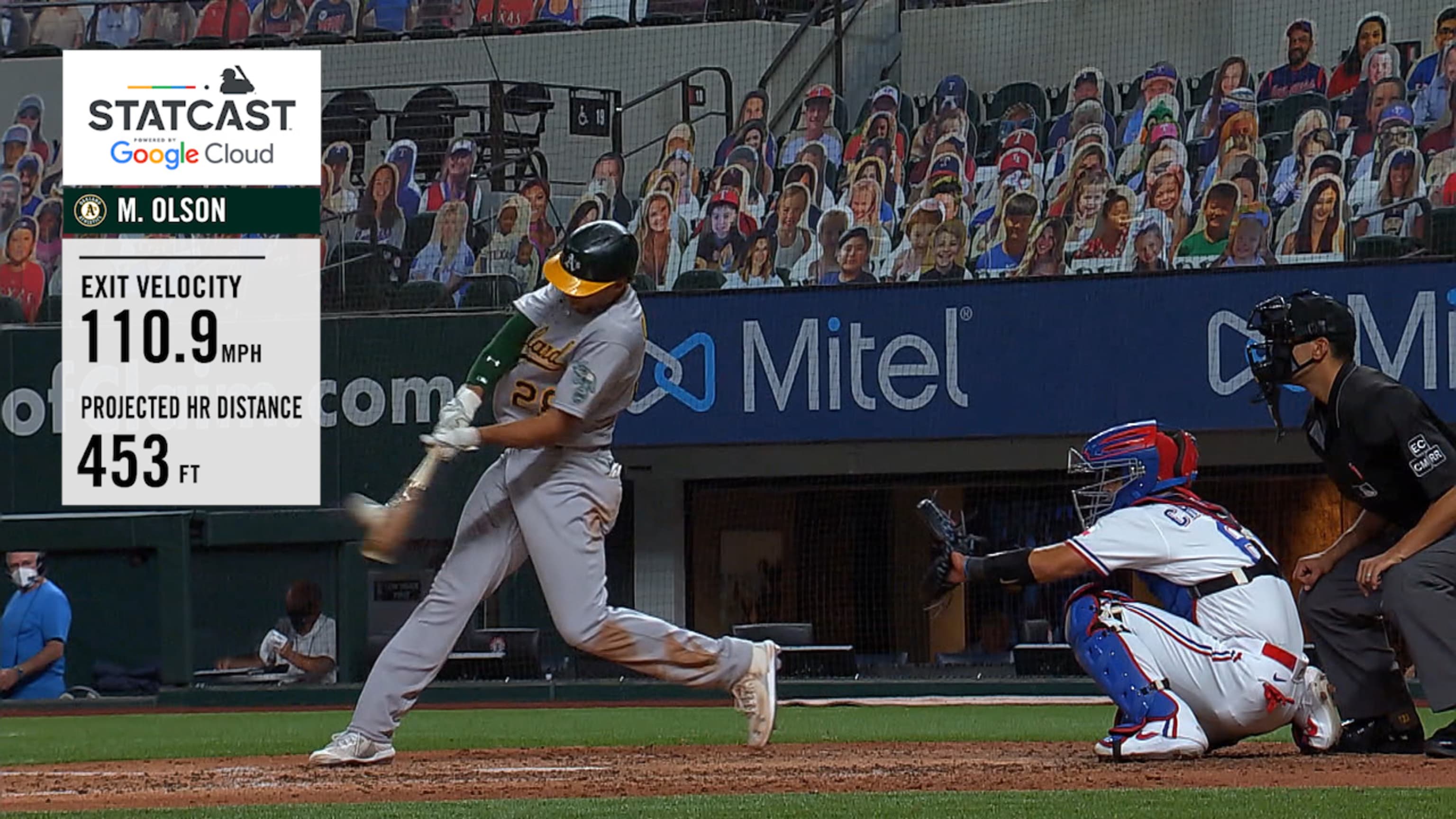 Matt Olson da HR de 453 pies