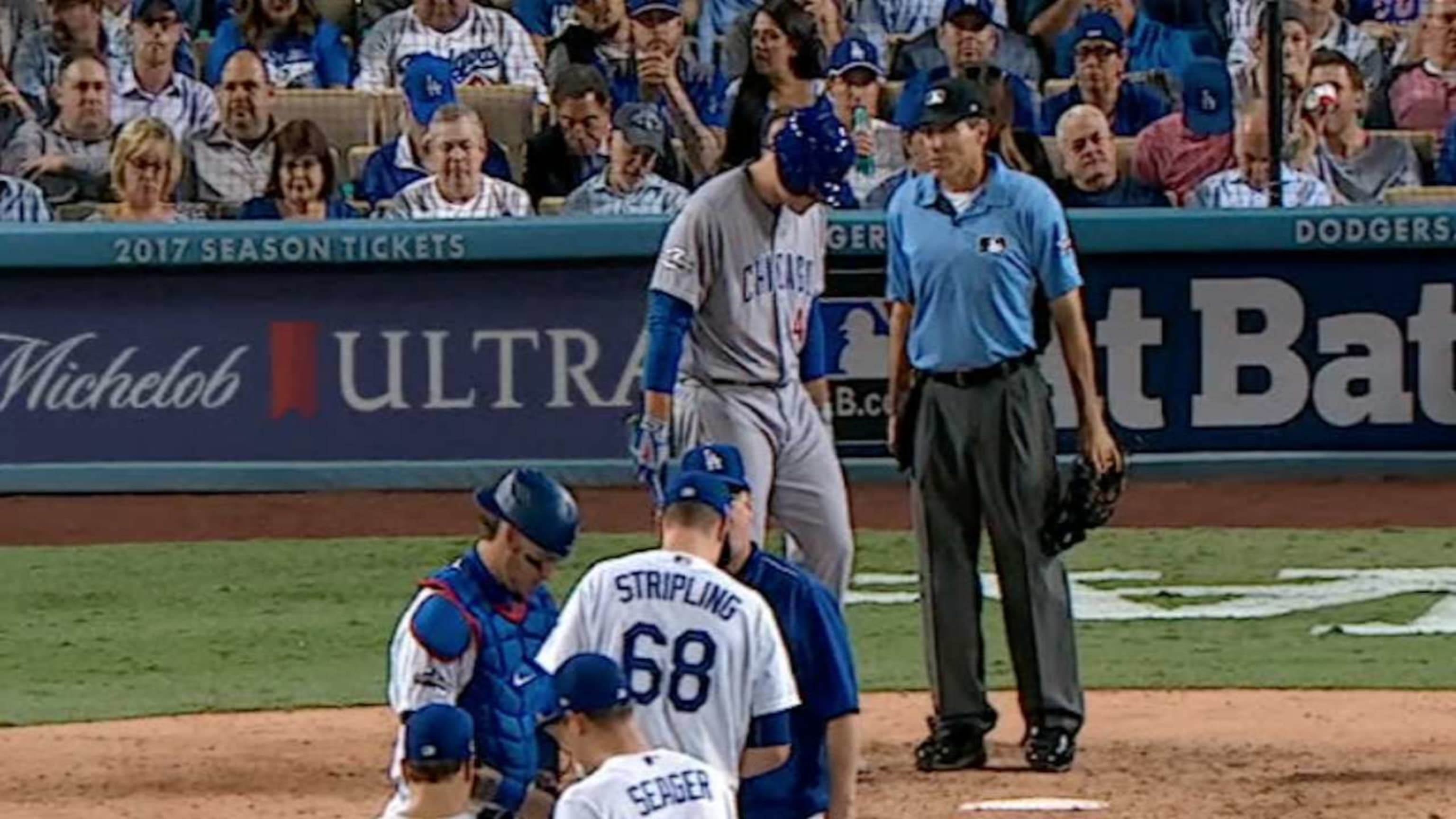 Anthony Rizzo goes crazy after umpires overturn latest leadoff homer