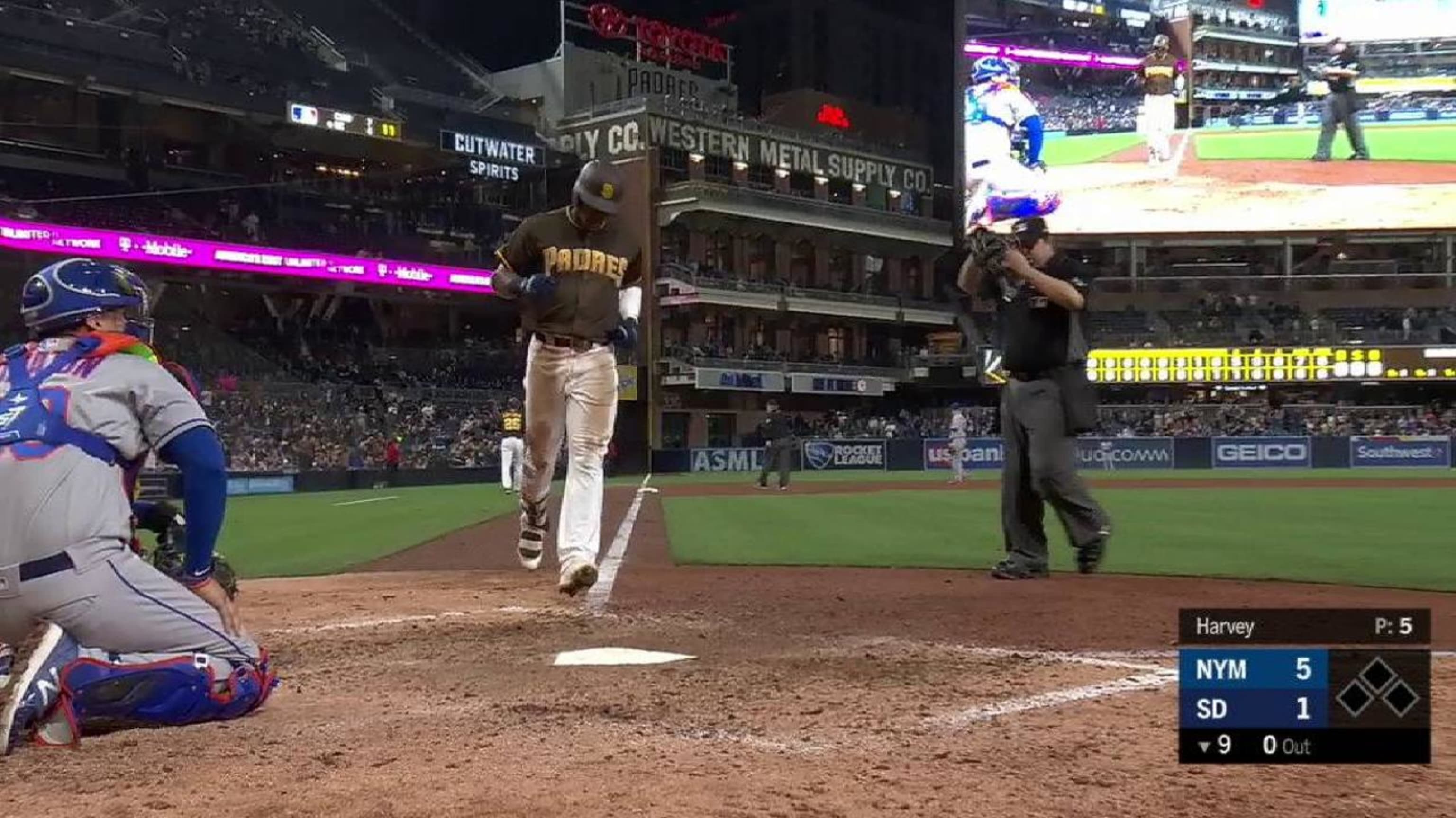 Cordero pega jonrón en solitario