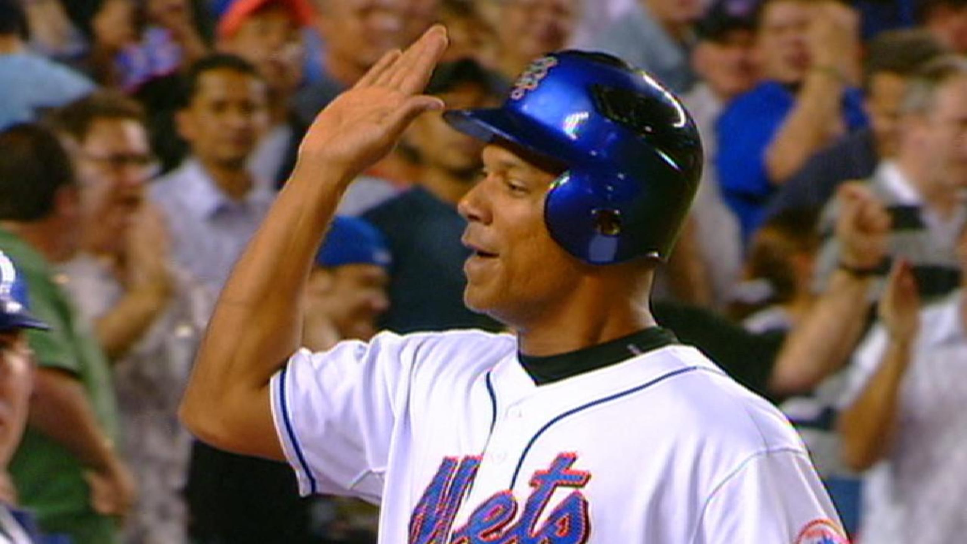 On This Date in 2001: Moises Alou joins the Cubs, by MLB.com/blogs