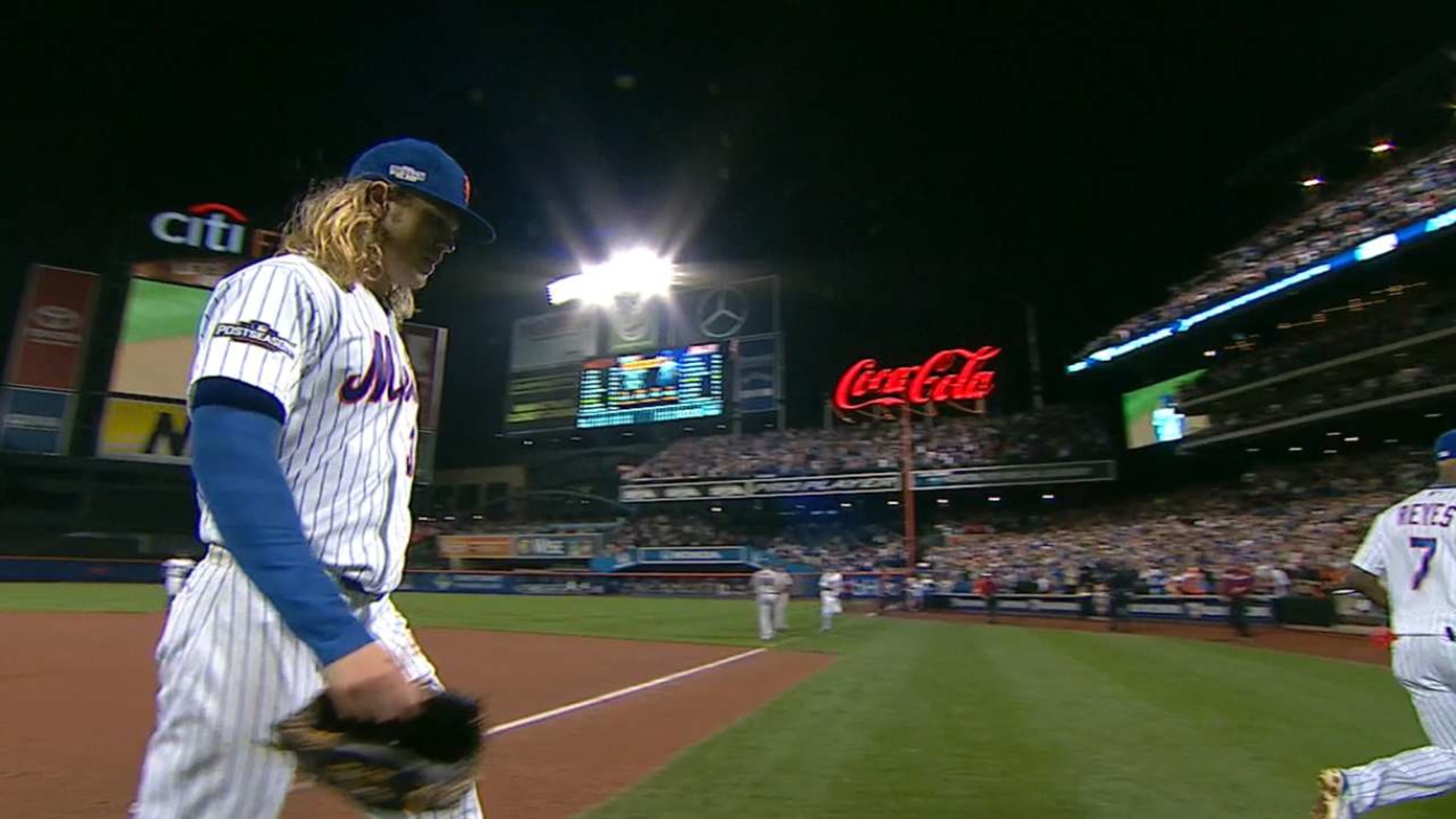 Noah Syndergaard free agent profile