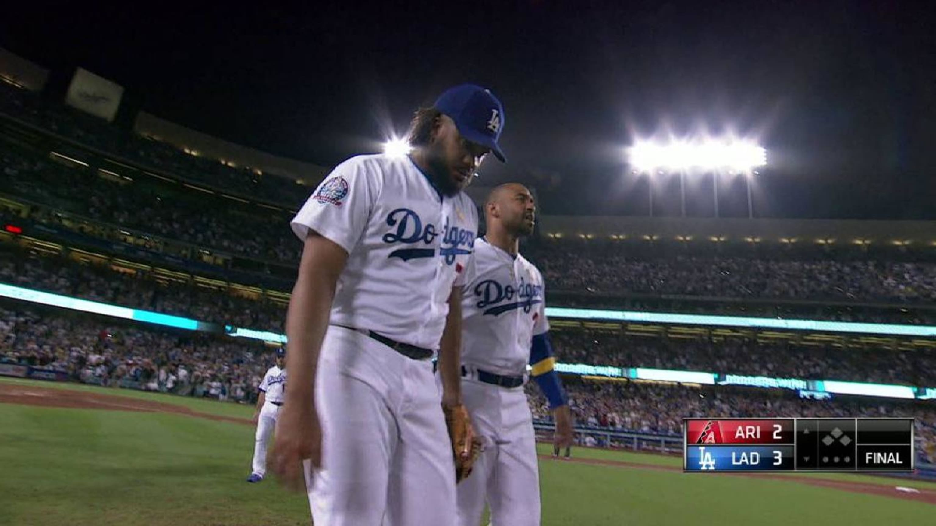 D-backs beat Dodgers behind Eduardo Escobar's walk-off home run