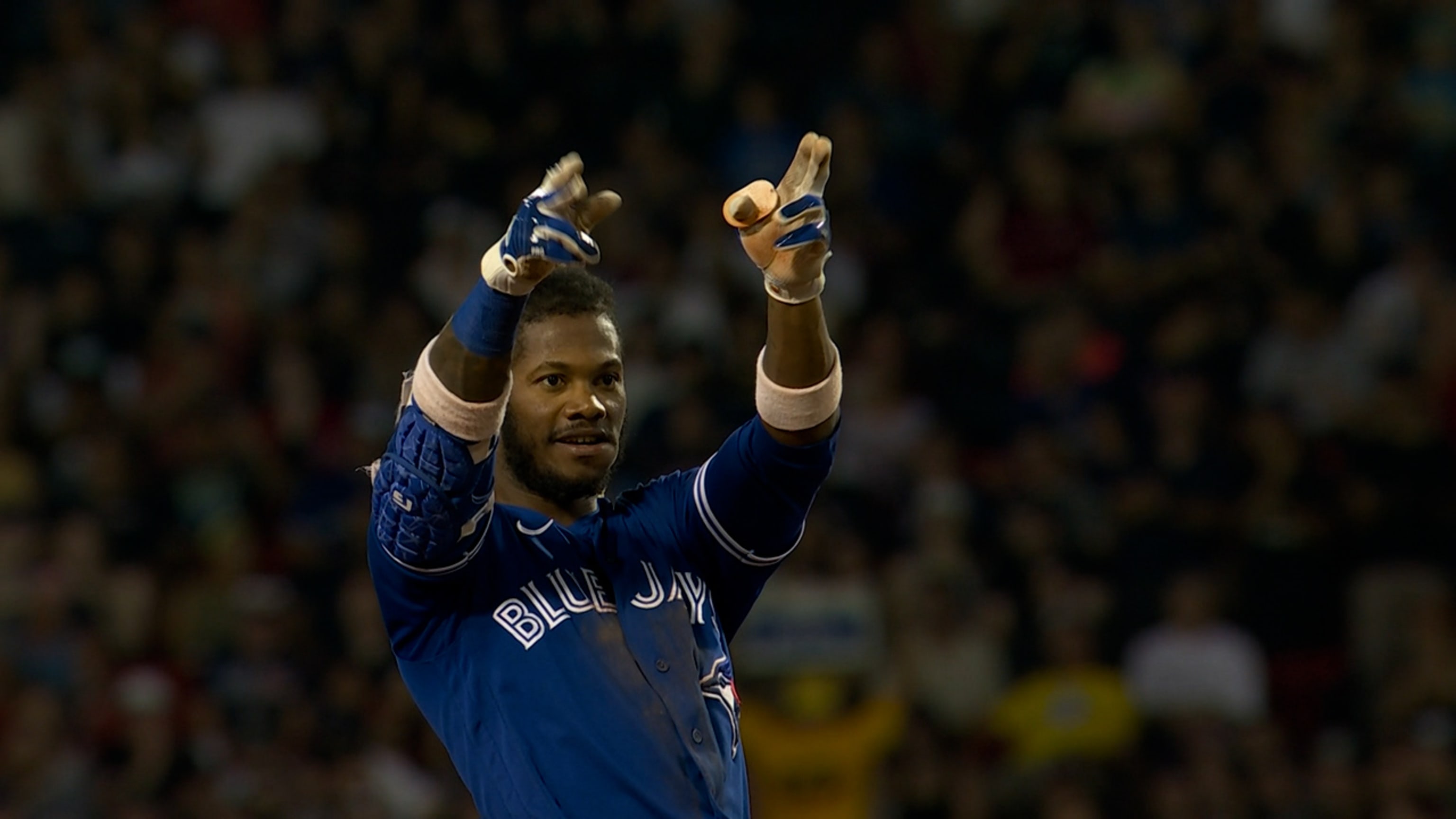 Tapia inside-the-park slam lifts Blue Jays over Red Sox 28-5