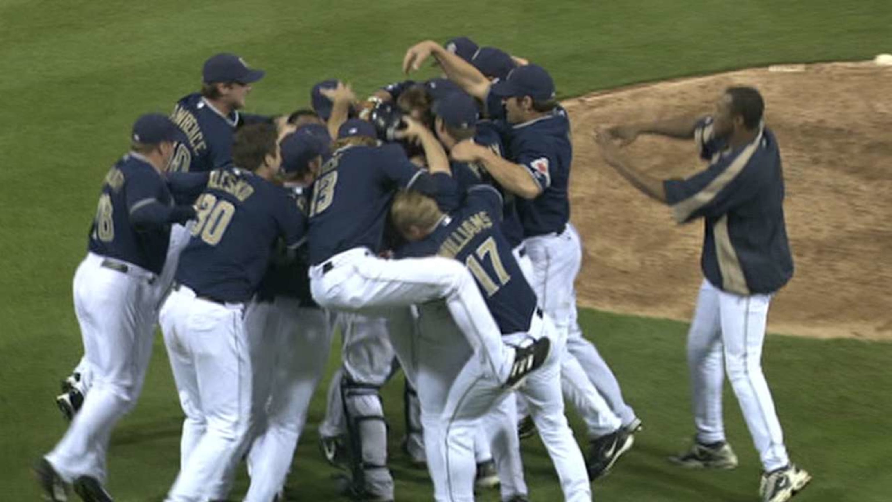 Top Moments of 2017: Padres 