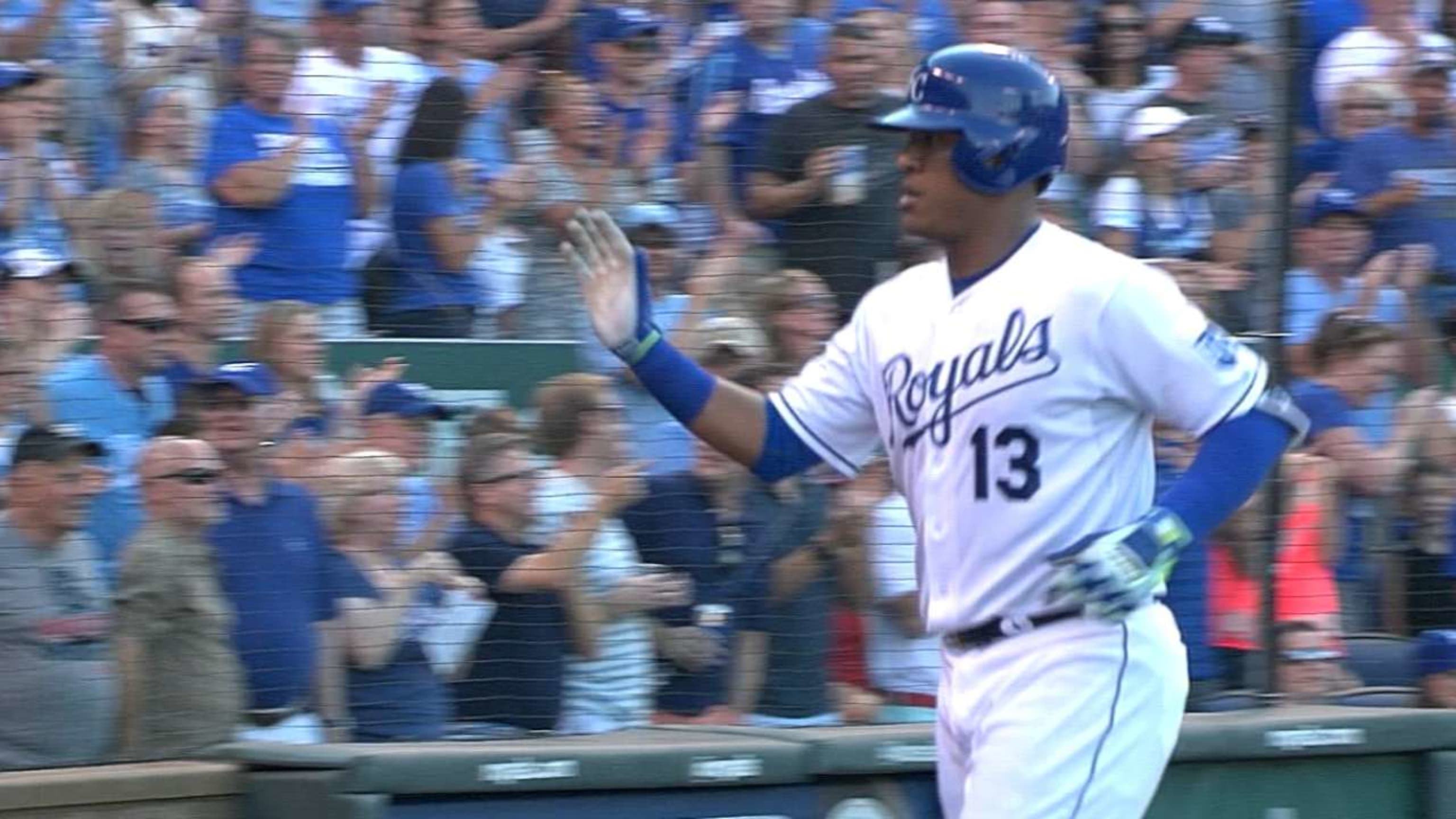 Kansas City Royals agree to 4-year contract extension with catcher Salvador  Perez
