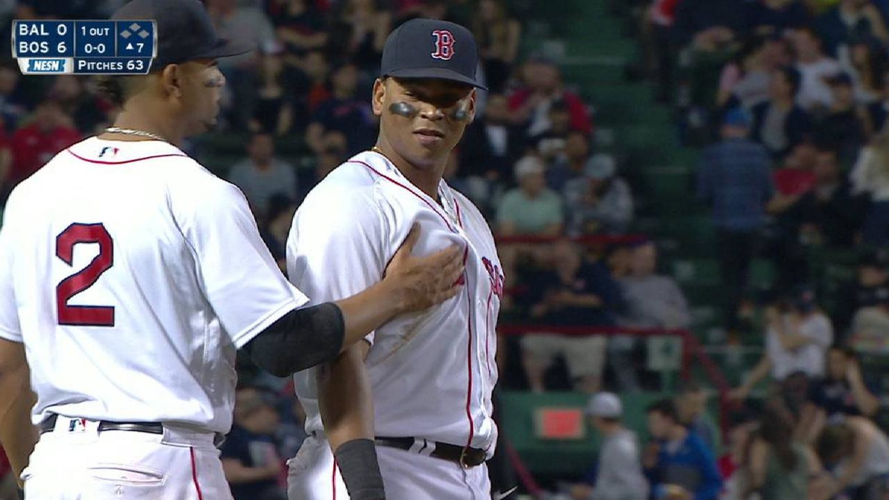 Devers' spinning throw