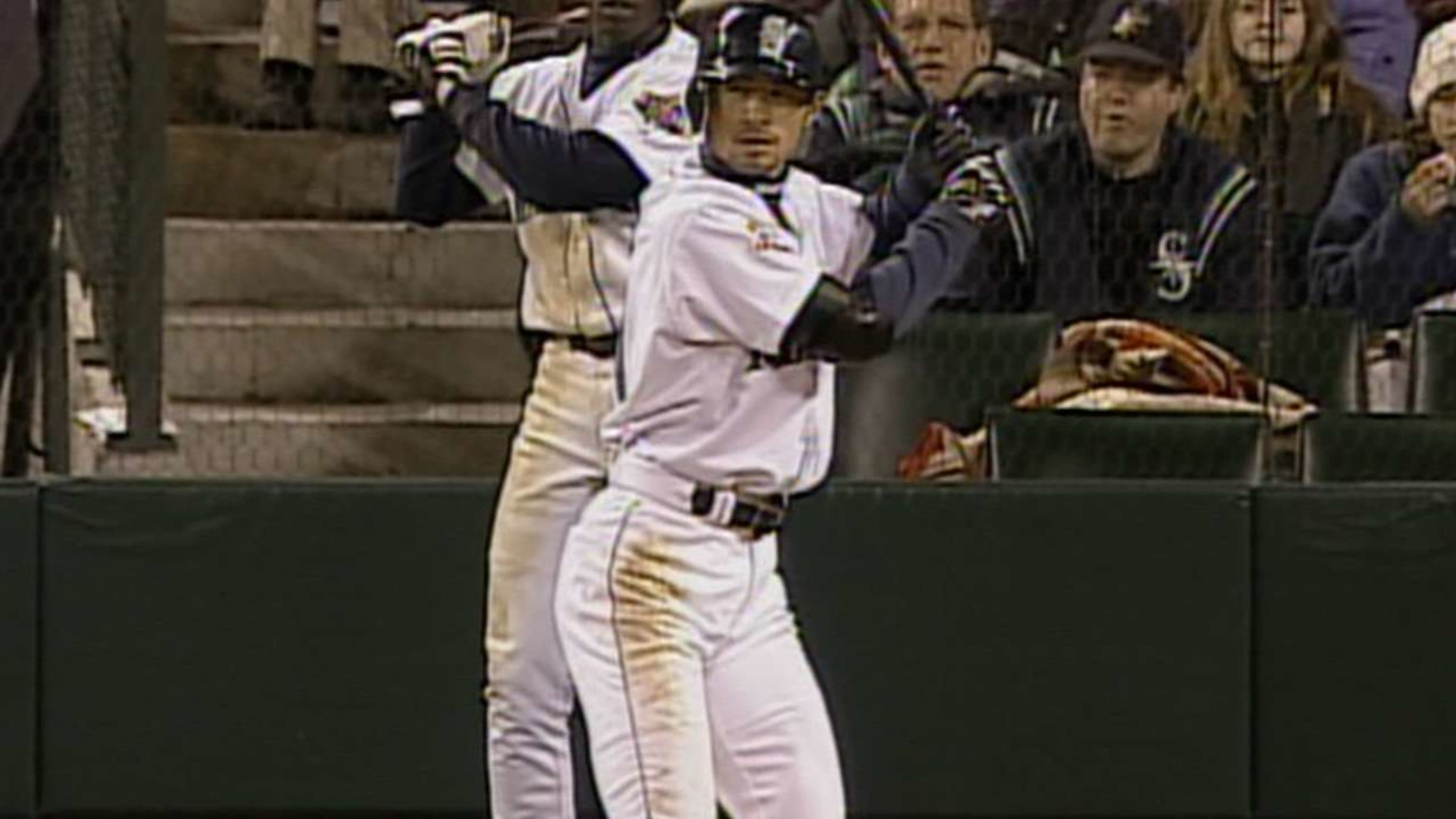 Baseball Samurais: Ichiro Suzuki and the Asian Invasion