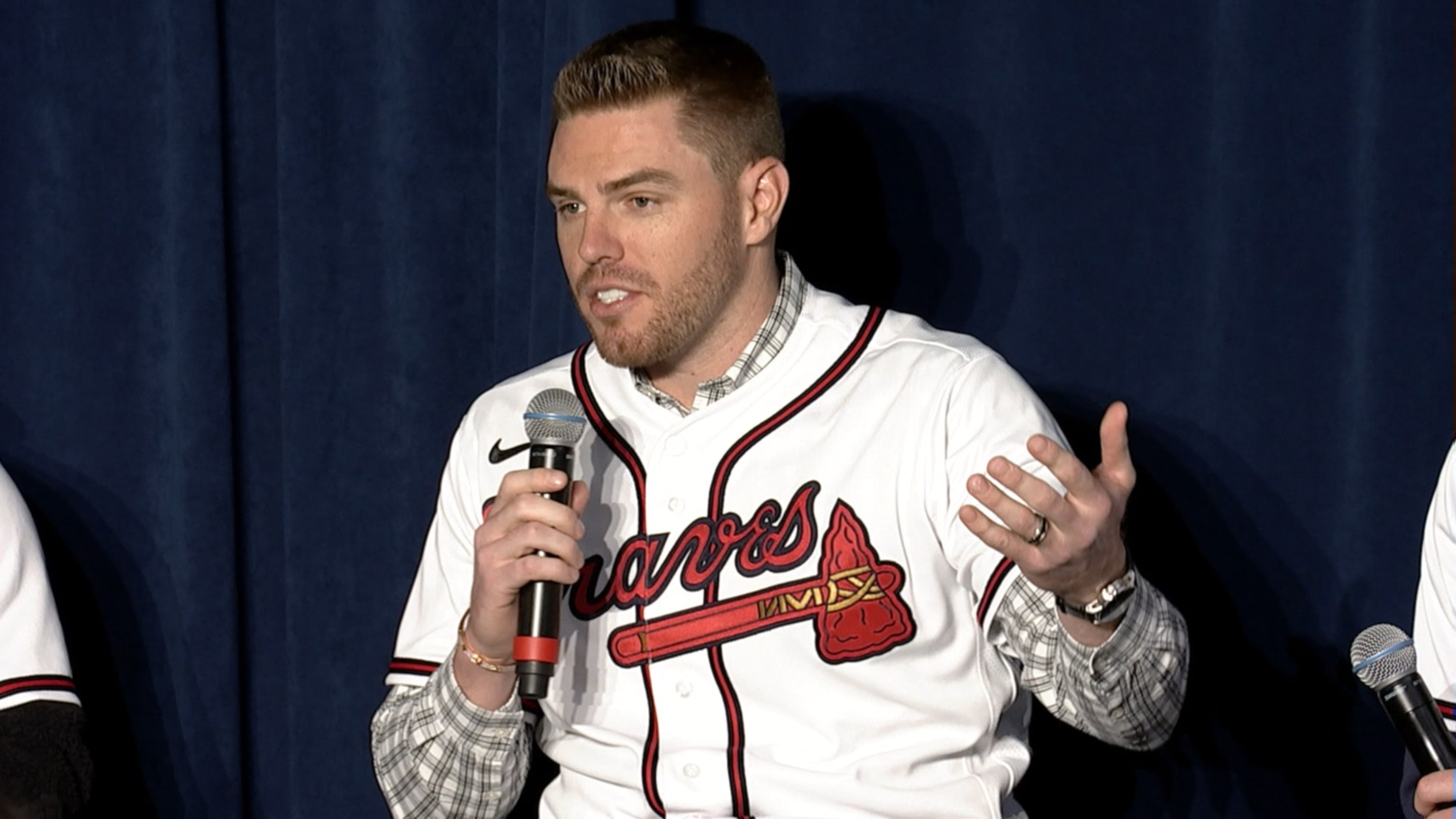 Starting Nine: Expectations for pain-free Freddie Freeman