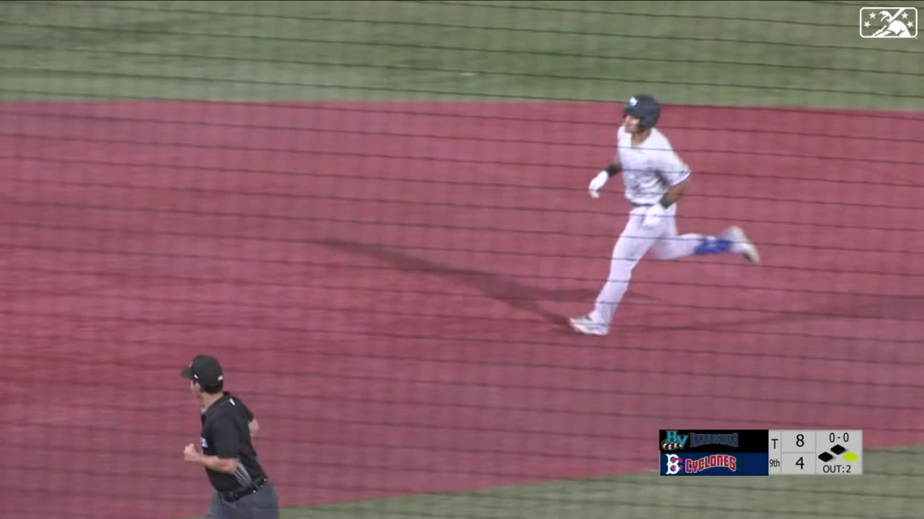 Domínguez hits 3rd High-A homer