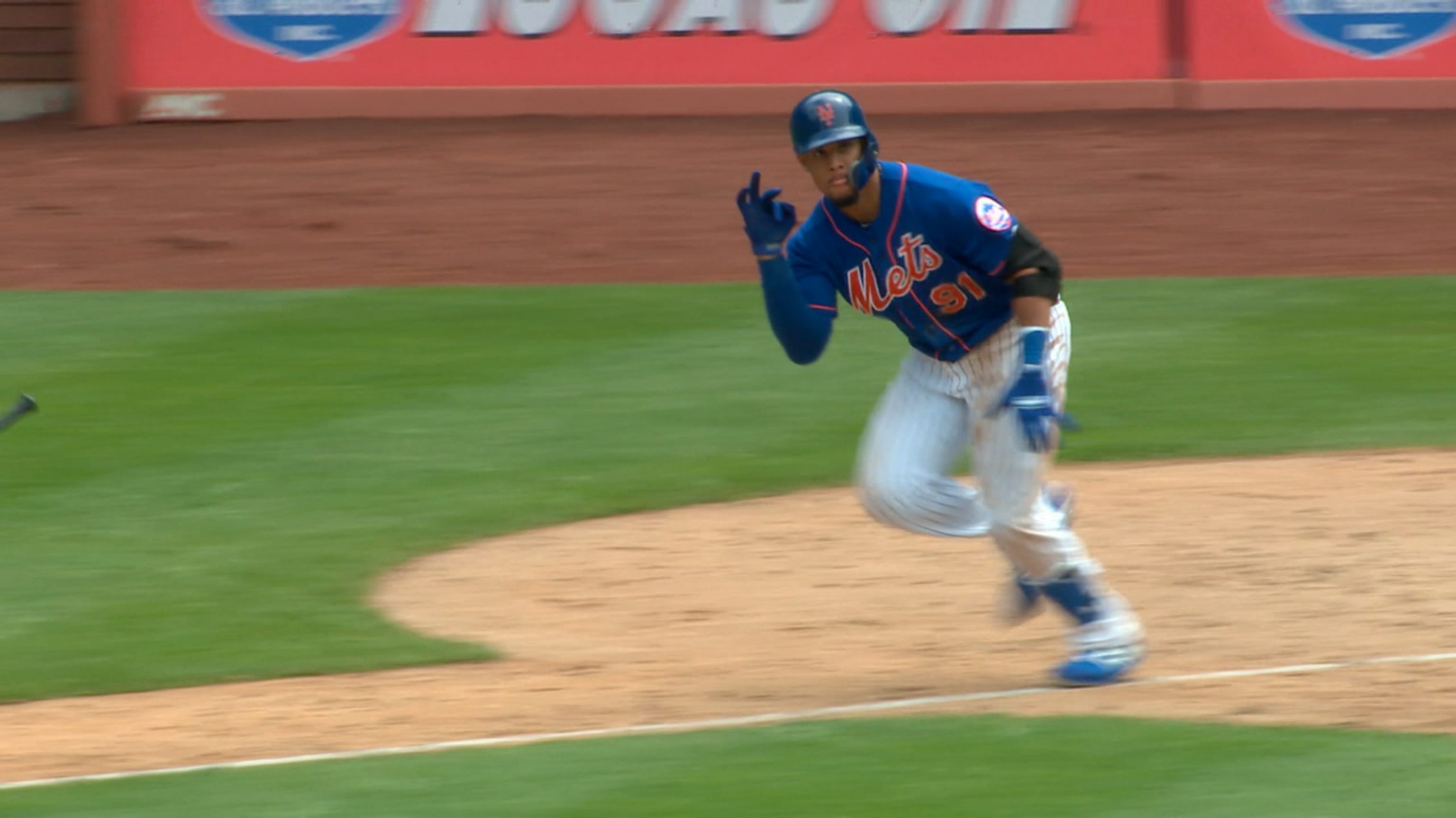 Gómez da ventaja con HR