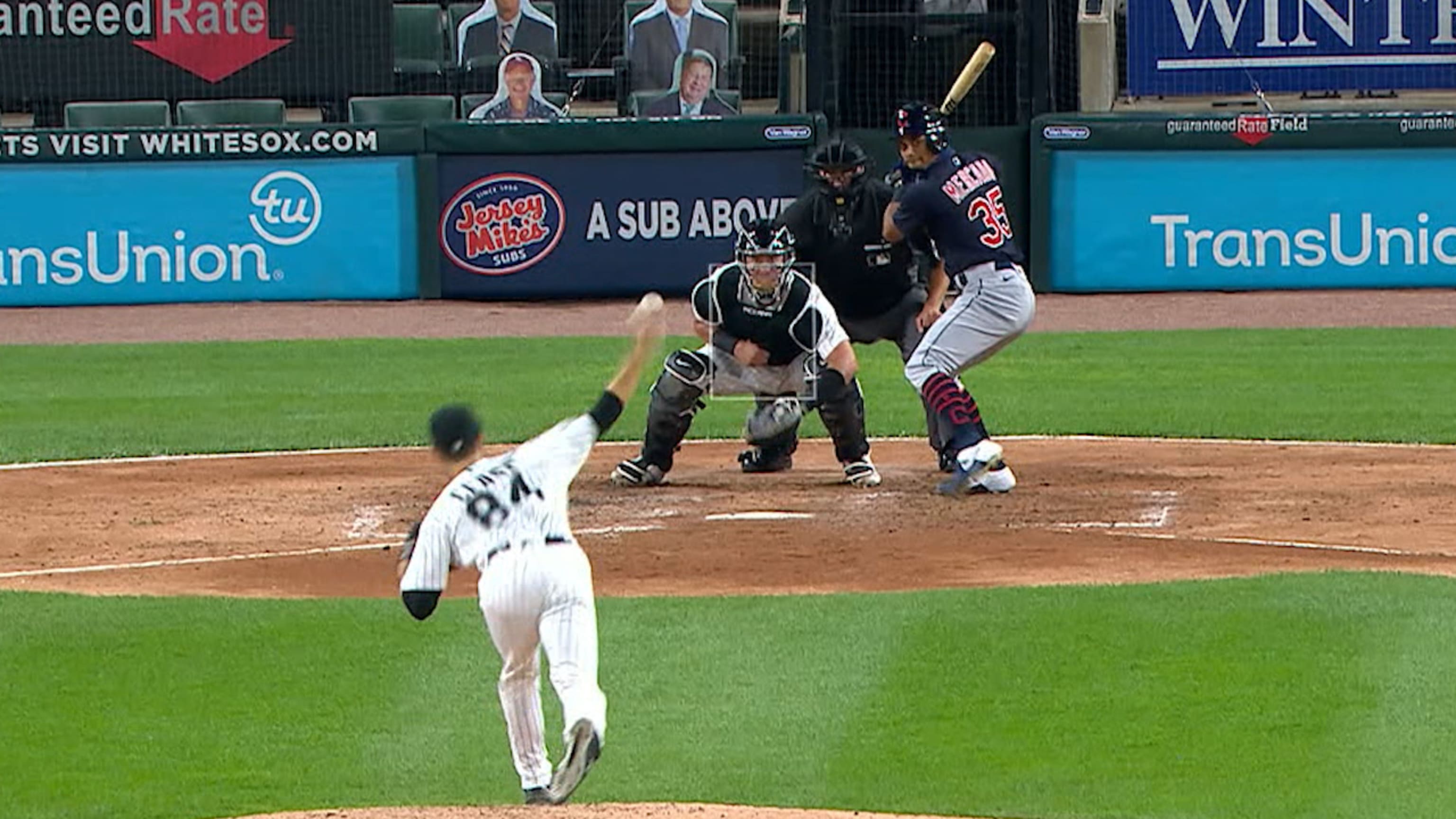 Cease no tolera carreras
