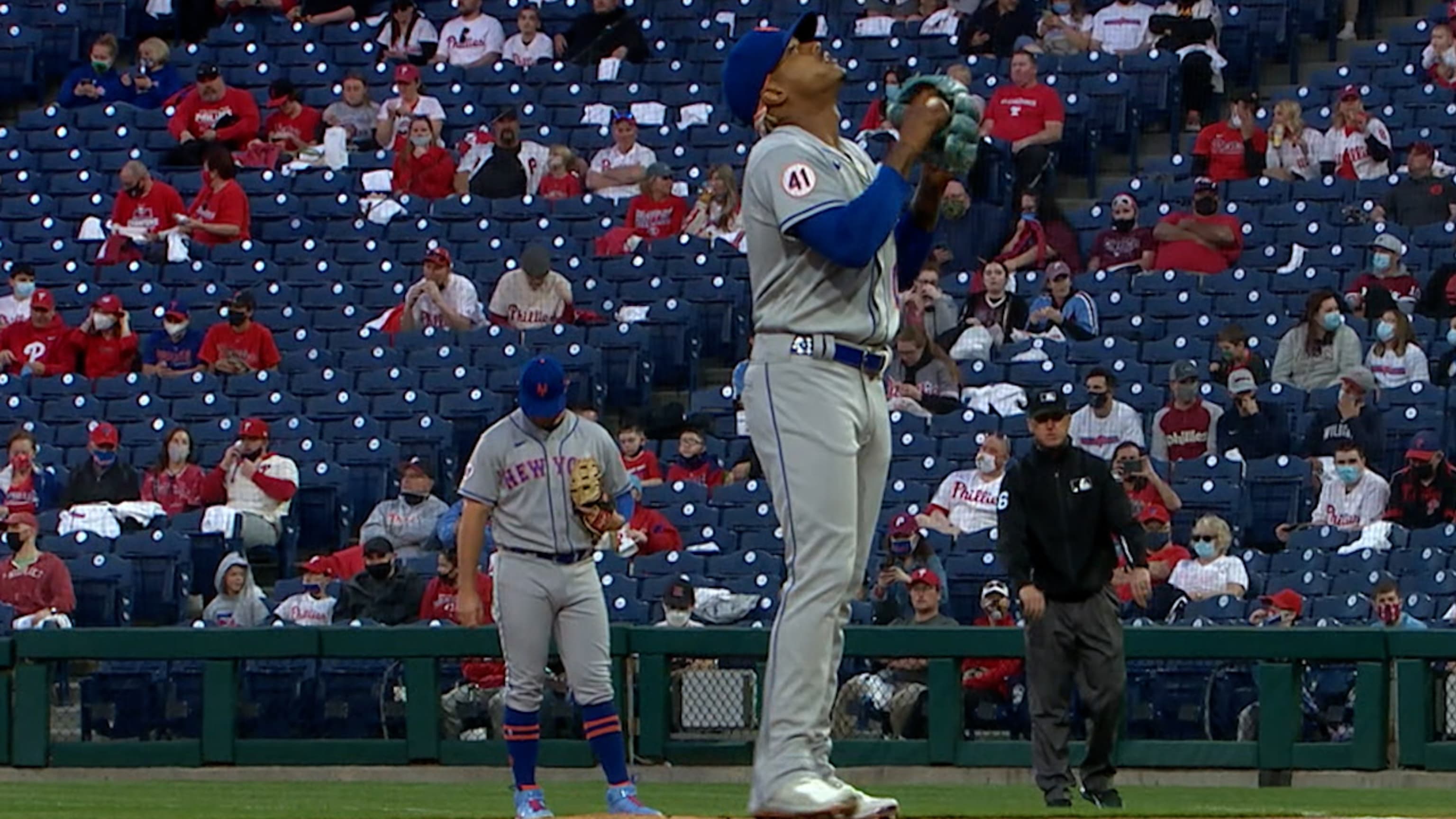 Marcus Stroman lanza 6.0 marcos fuertes